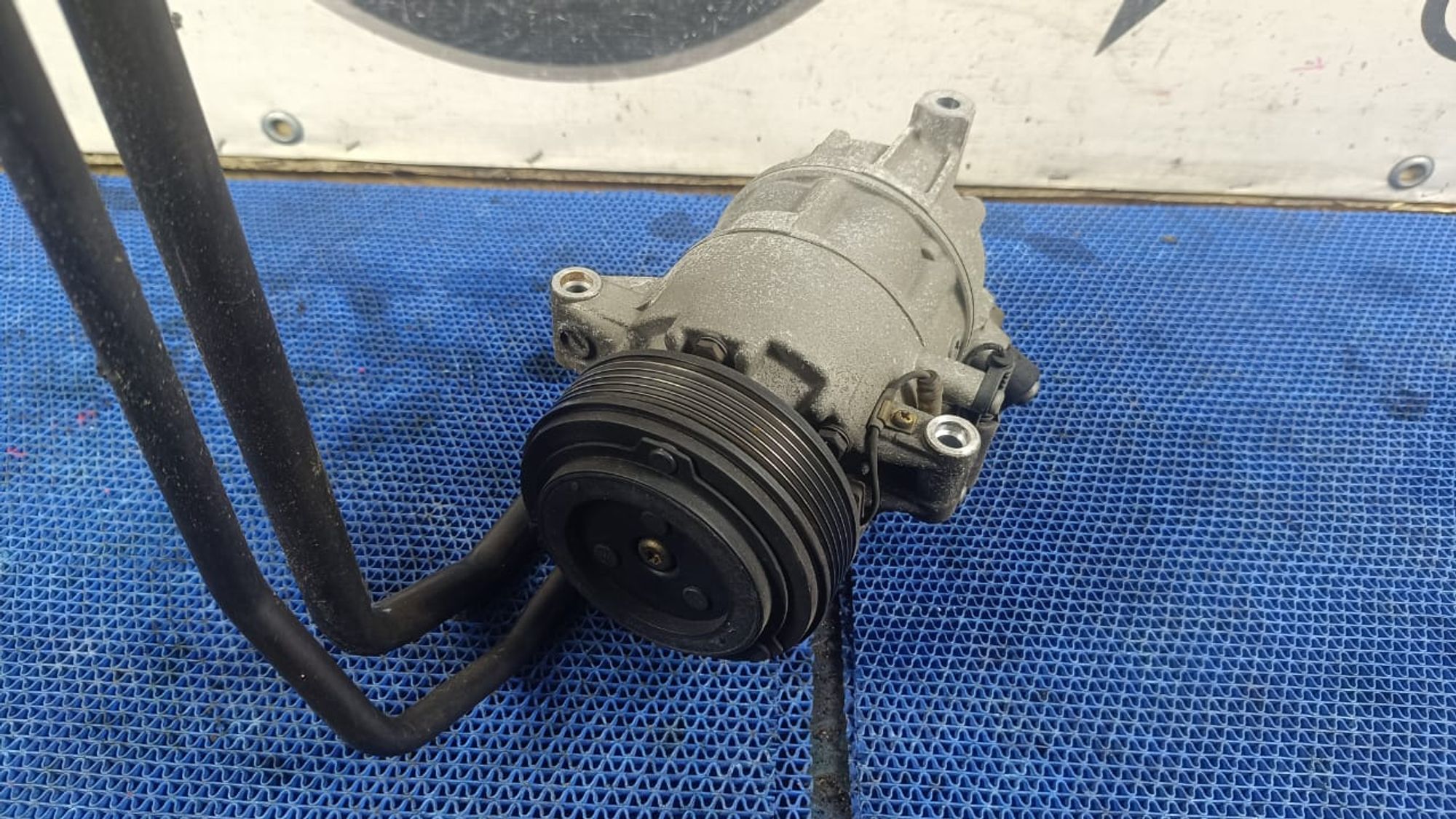 https://gcs.partsauto.market/rn-stockpro.appspot.com/thmbs/userImages/72ad5fba4727bffbc6ea9a8c61494201/part/29b407c6-b543-4175-8011-bfb2fc4b3abb_1745588158561.jpg