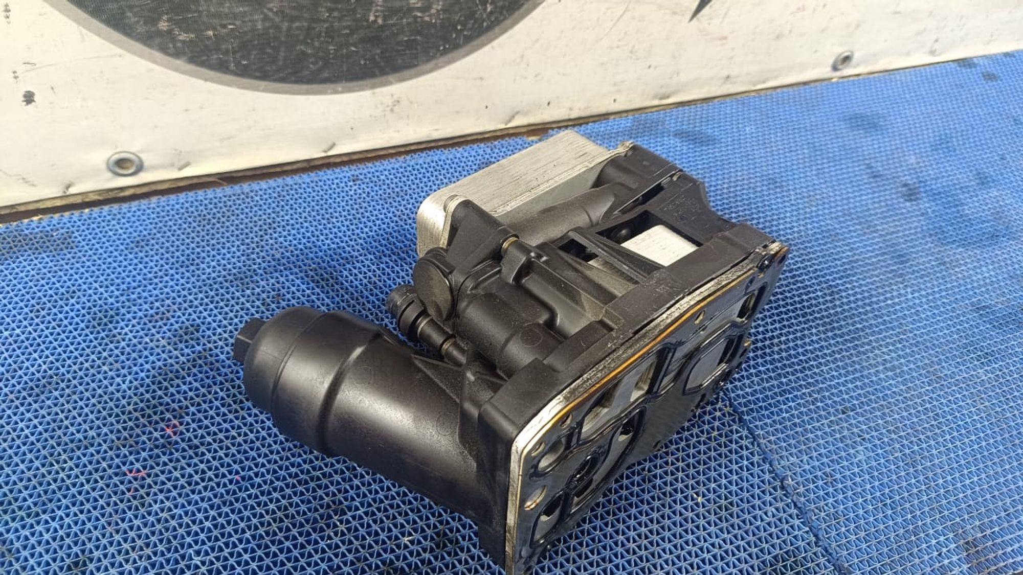 https://gcs.partsauto.market/rn-stockpro.appspot.com/thmbs/userImages/72ad5fba4727bffbc6ea9a8c61494201/part/2d1d0668-7de2-492a-b11a-c11af933deeb_1747233747820.jpg
