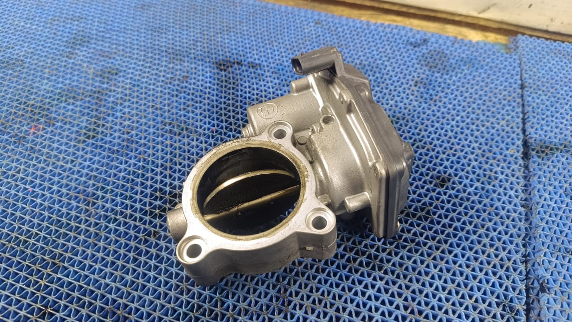 https://gcs.partsauto.market/rn-stockpro.appspot.com/thmbs/userImages/72ad5fba4727bffbc6ea9a8c61494201/part/3651a827-623d-42b0-b45b-cf3ecbdaa9fe_1747303934507.jpg