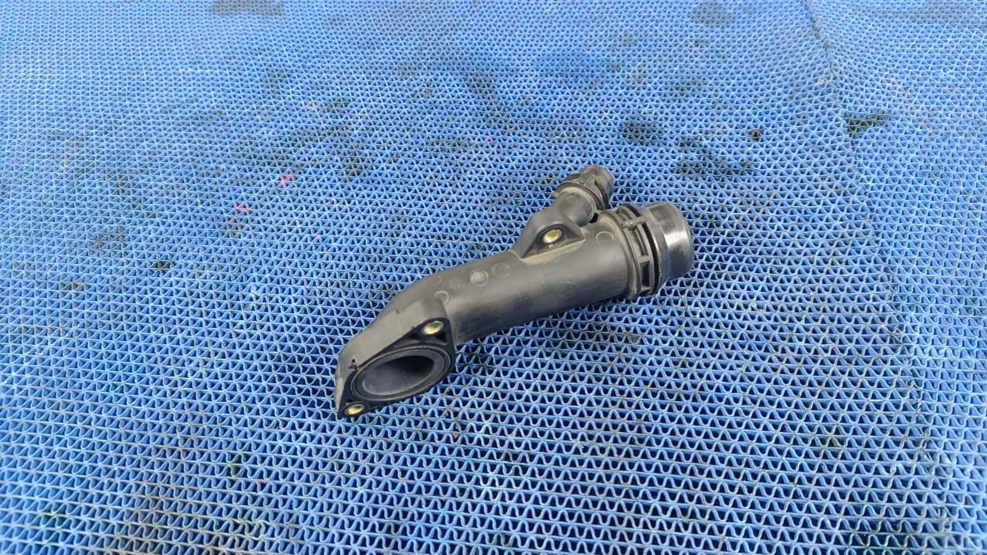 https://gcs.partsauto.market/rn-stockpro.appspot.com/thmbs/userImages/72ad5fba4727bffbc6ea9a8c61494201/part/39320ff6-4f44-4a7f-84d3-4d47e229dab2_1745868703789.jpg