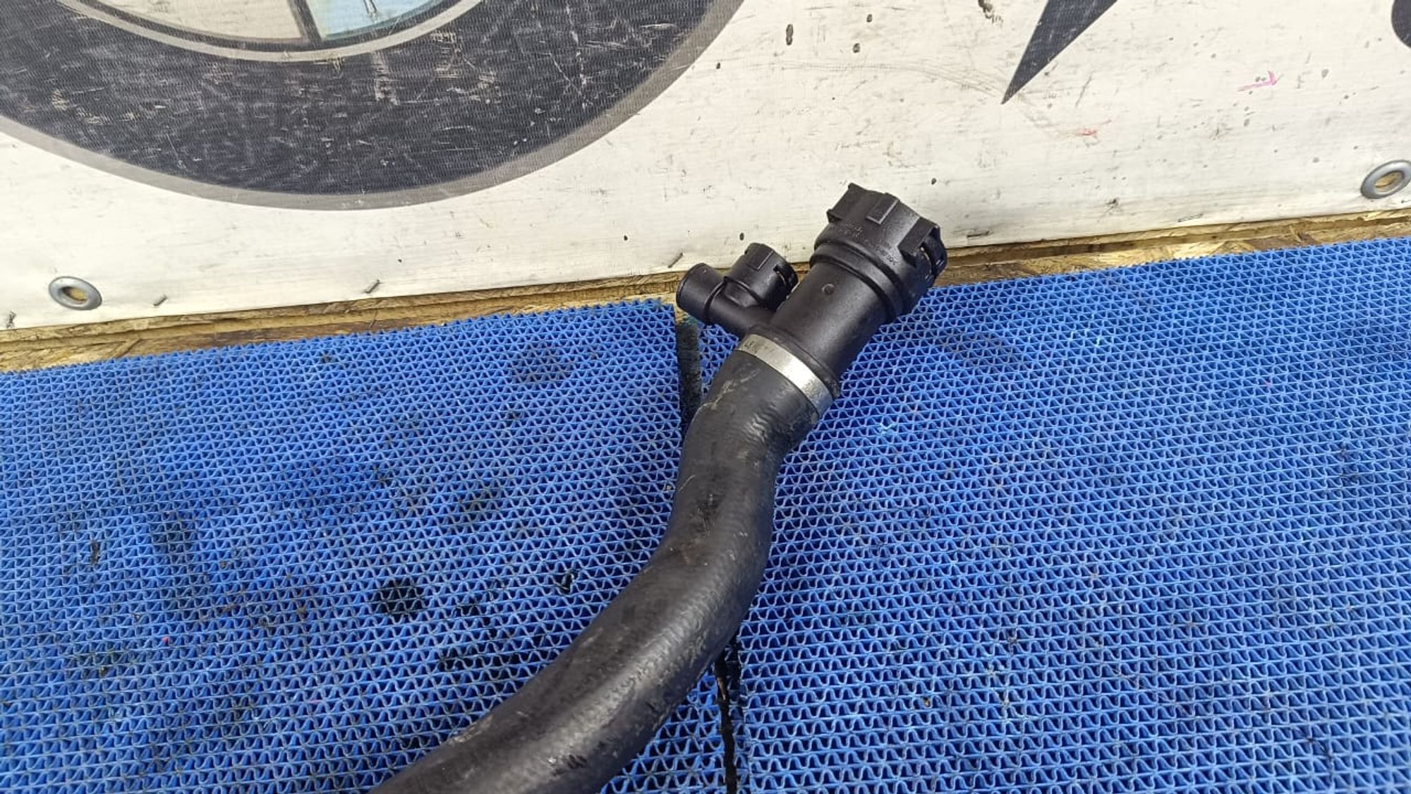 https://gcs.partsauto.market/rn-stockpro.appspot.com/thmbs/userImages/72ad5fba4727bffbc6ea9a8c61494201/part/3ca3da8e-f329-4c20-971a-334cbad5b851_1745329117475.jpg