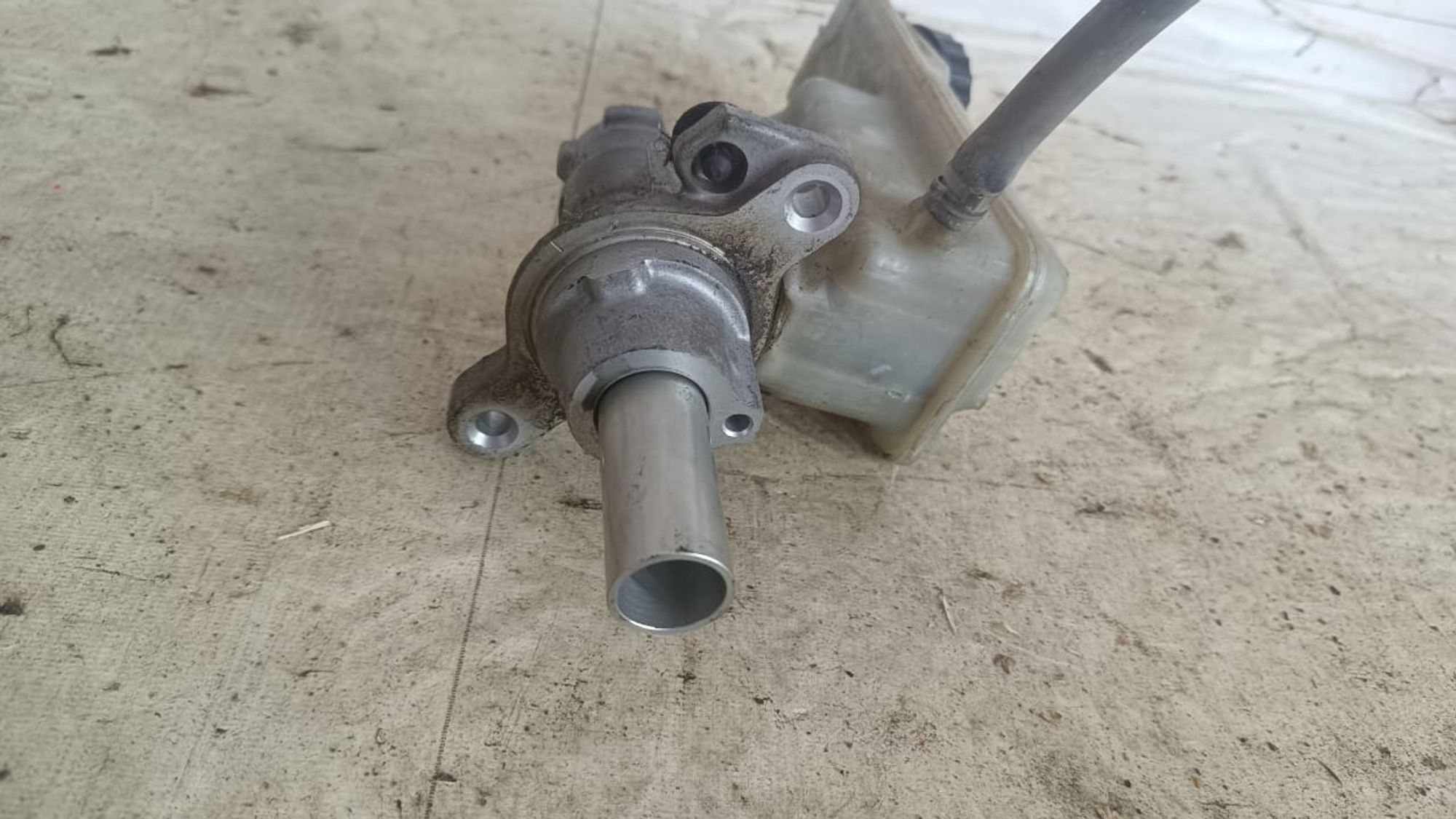https://gcs.partsauto.market/rn-stockpro.appspot.com/thmbs/userImages/72ad5fba4727bffbc6ea9a8c61494201/part/3df29fb7-9668-4b8a-88fa-8626b520c6be_1742996911026.jpg