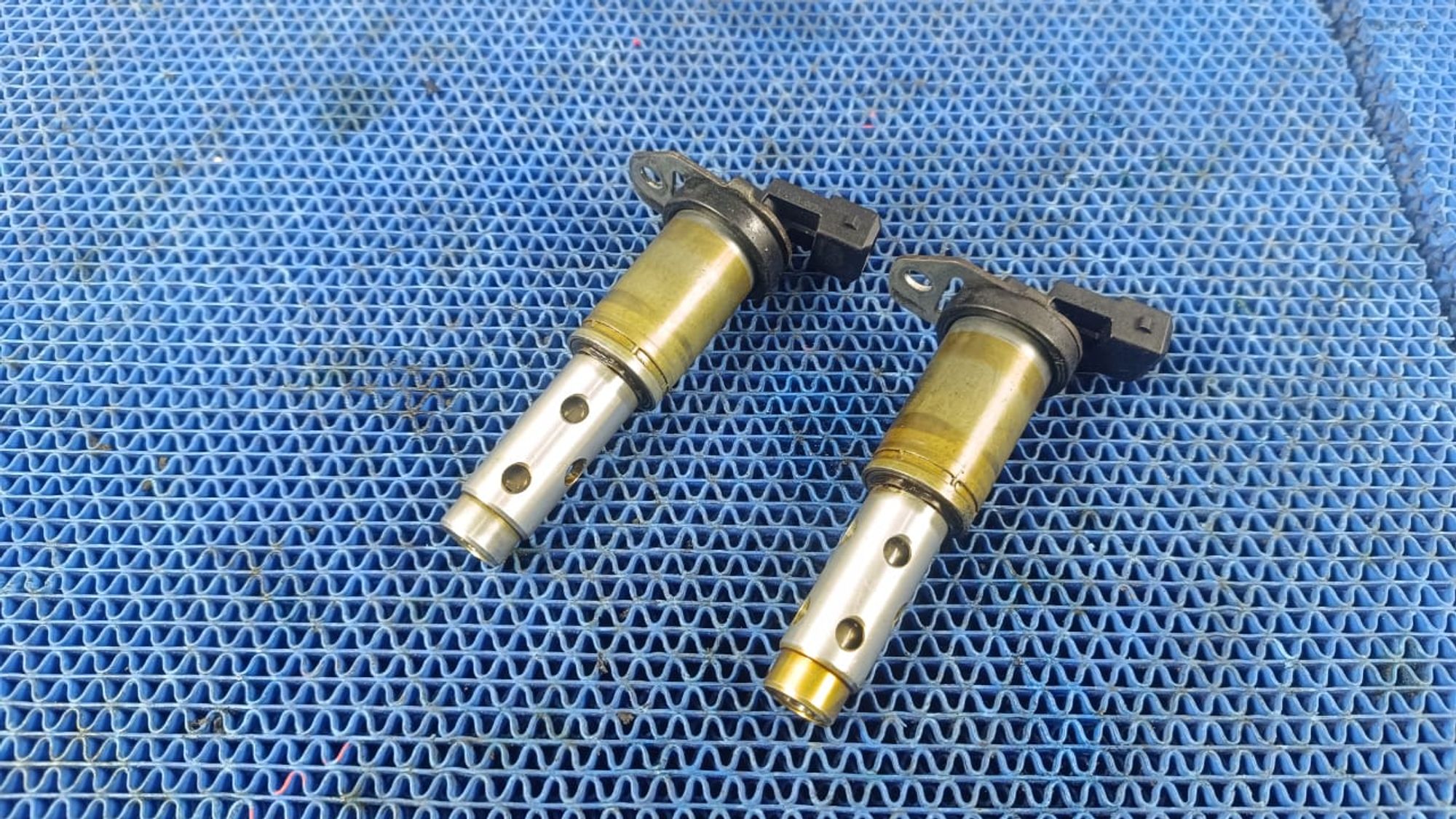 https://gcs.partsauto.market/rn-stockpro.appspot.com/thmbs/userImages/72ad5fba4727bffbc6ea9a8c61494201/part/420c138b-b498-4ac4-99fa-fc0cdf7408ac_1740655208113.jpg