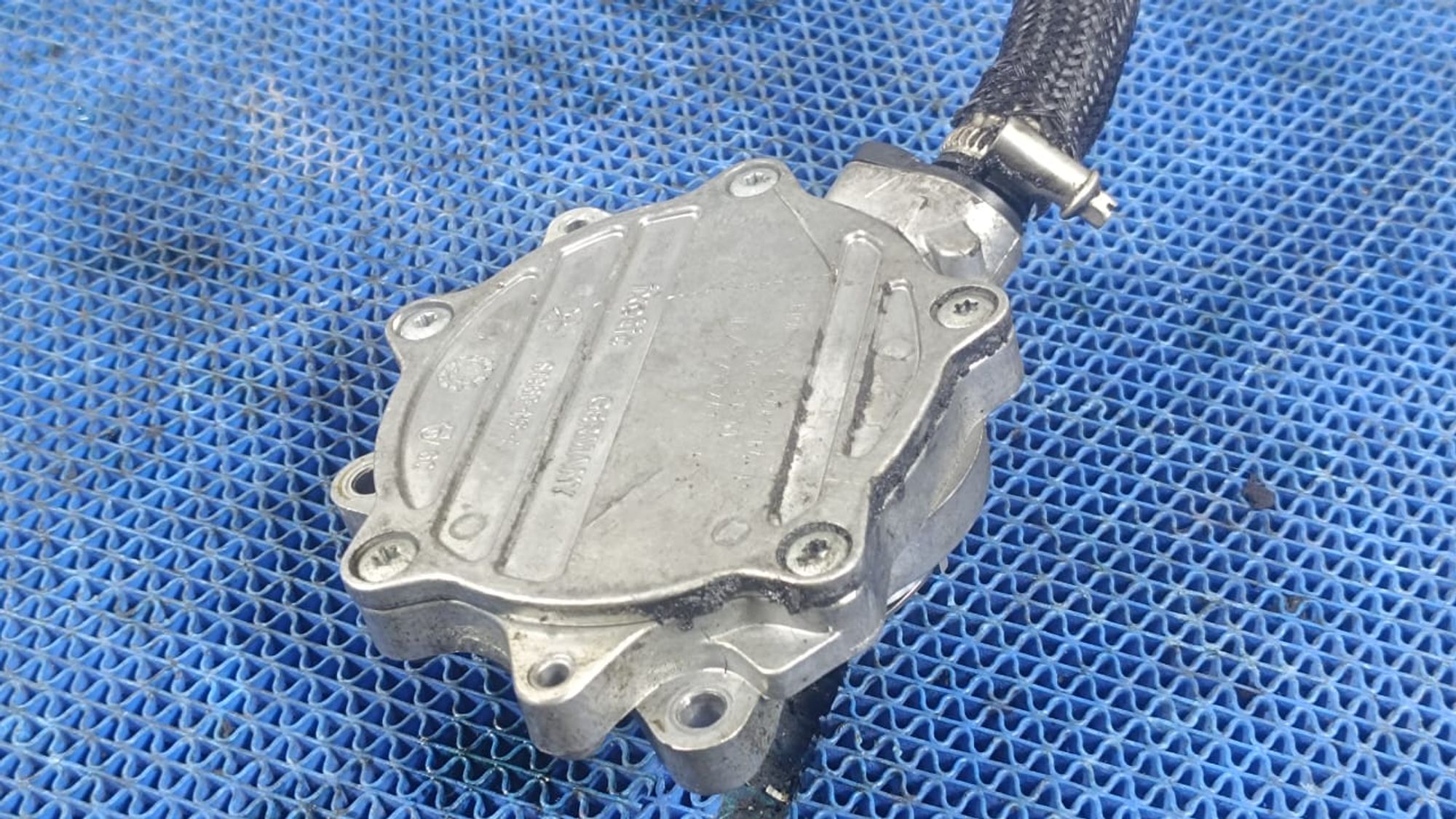 https://gcs.partsauto.market/rn-stockpro.appspot.com/thmbs/userImages/72ad5fba4727bffbc6ea9a8c61494201/part/421425a6-e794-472b-8fdd-27bd3a20c3d5_1745584910194.jpg