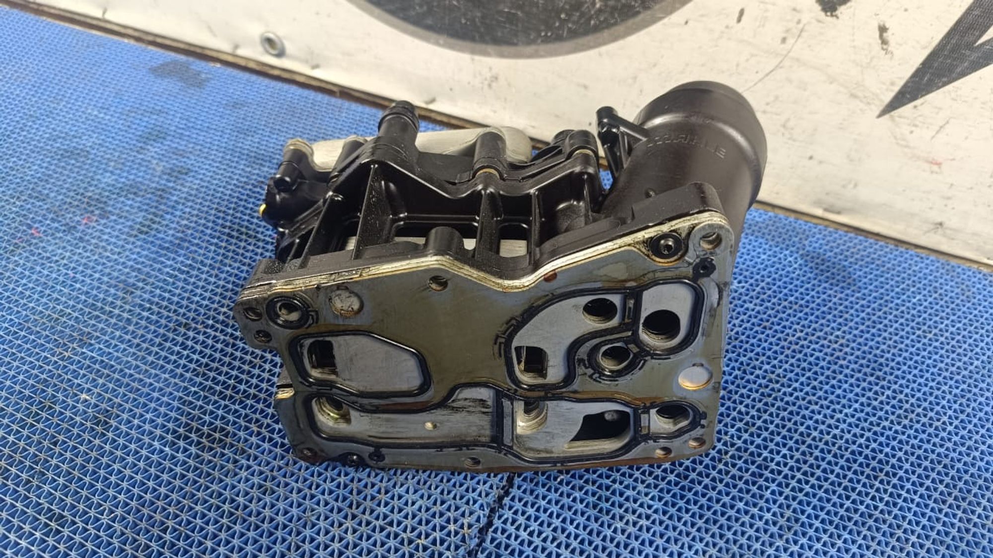 https://gcs.partsauto.market/rn-stockpro.appspot.com/thmbs/userImages/72ad5fba4727bffbc6ea9a8c61494201/part/435838cc-da3f-4848-903a-d182e3a81326_1747233757704.jpg