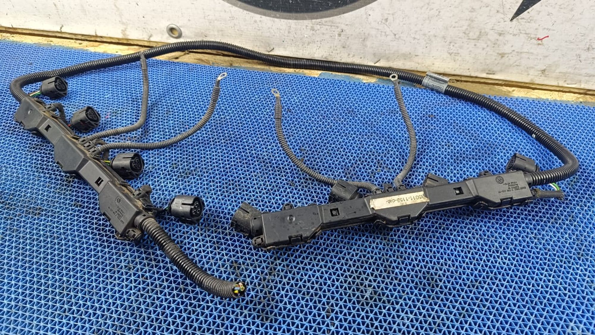 https://gcs.partsauto.market/rn-stockpro.appspot.com/thmbs/userImages/72ad5fba4727bffbc6ea9a8c61494201/part/4393cd40-1795-45a5-84f7-33a03ce4d98e_1733487149551.jpg
