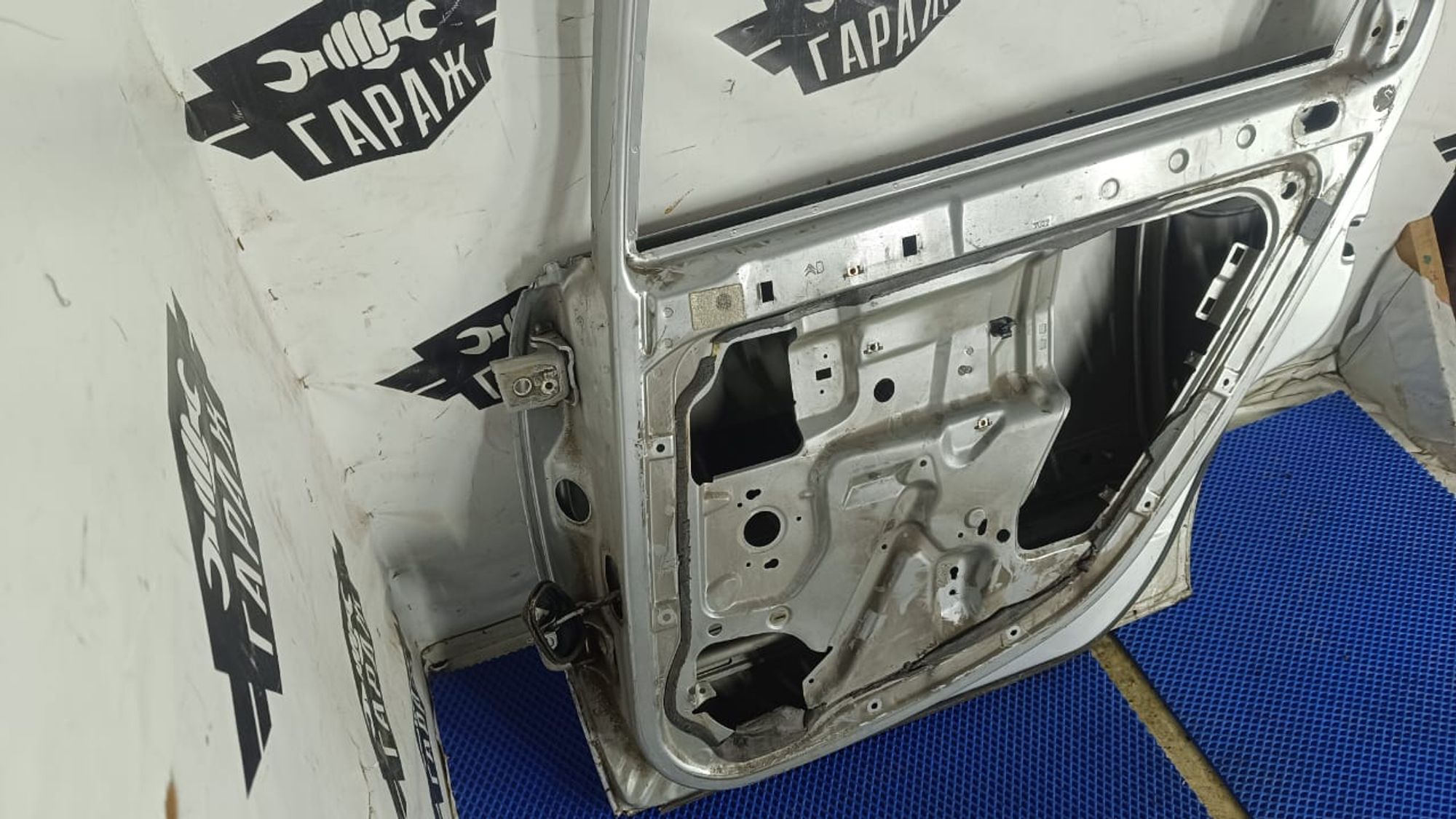 https://gcs.partsauto.market/rn-stockpro.appspot.com/thmbs/userImages/72ad5fba4727bffbc6ea9a8c61494201/part/45a132c6-8bd0-4ad1-8f1c-2b63dbe1cd36_1744396729970.jpg