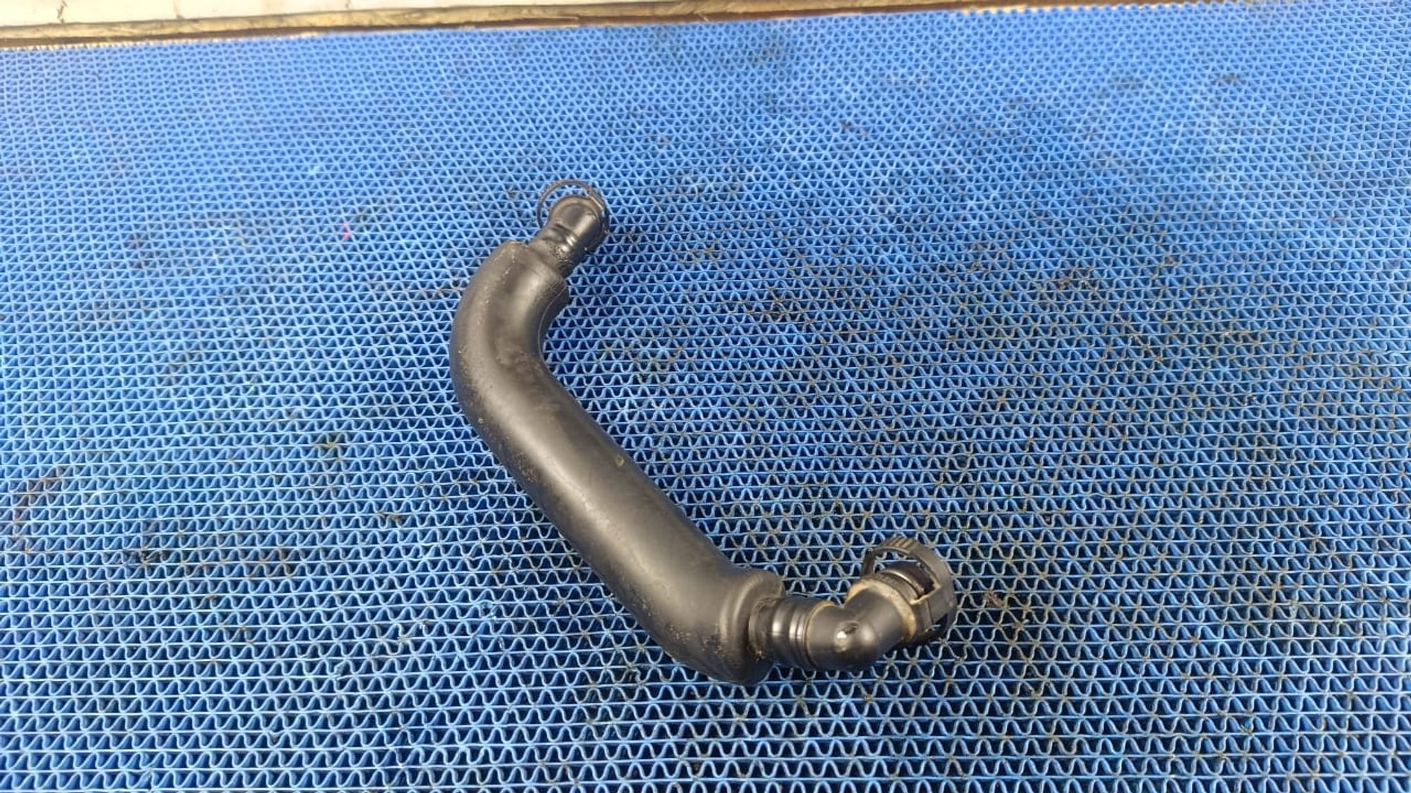 https://gcs.partsauto.market/rn-stockpro.appspot.com/thmbs/userImages/72ad5fba4727bffbc6ea9a8c61494201/part/4a0995be-a0ac-439d-ab01-6a79b4c569ef_1733826708491.jpg