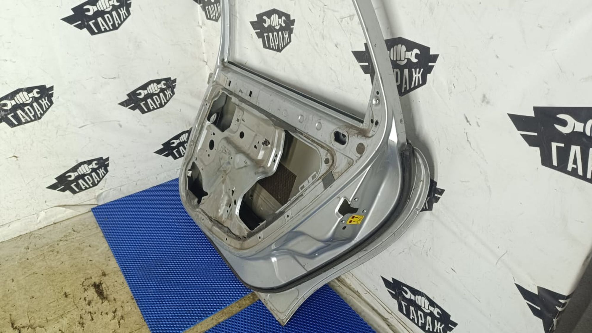 https://gcs.partsauto.market/rn-stockpro.appspot.com/thmbs/userImages/72ad5fba4727bffbc6ea9a8c61494201/part/4b8ce9b8-9b83-467d-8fed-900b4c0e4be9_1744396733416.jpg