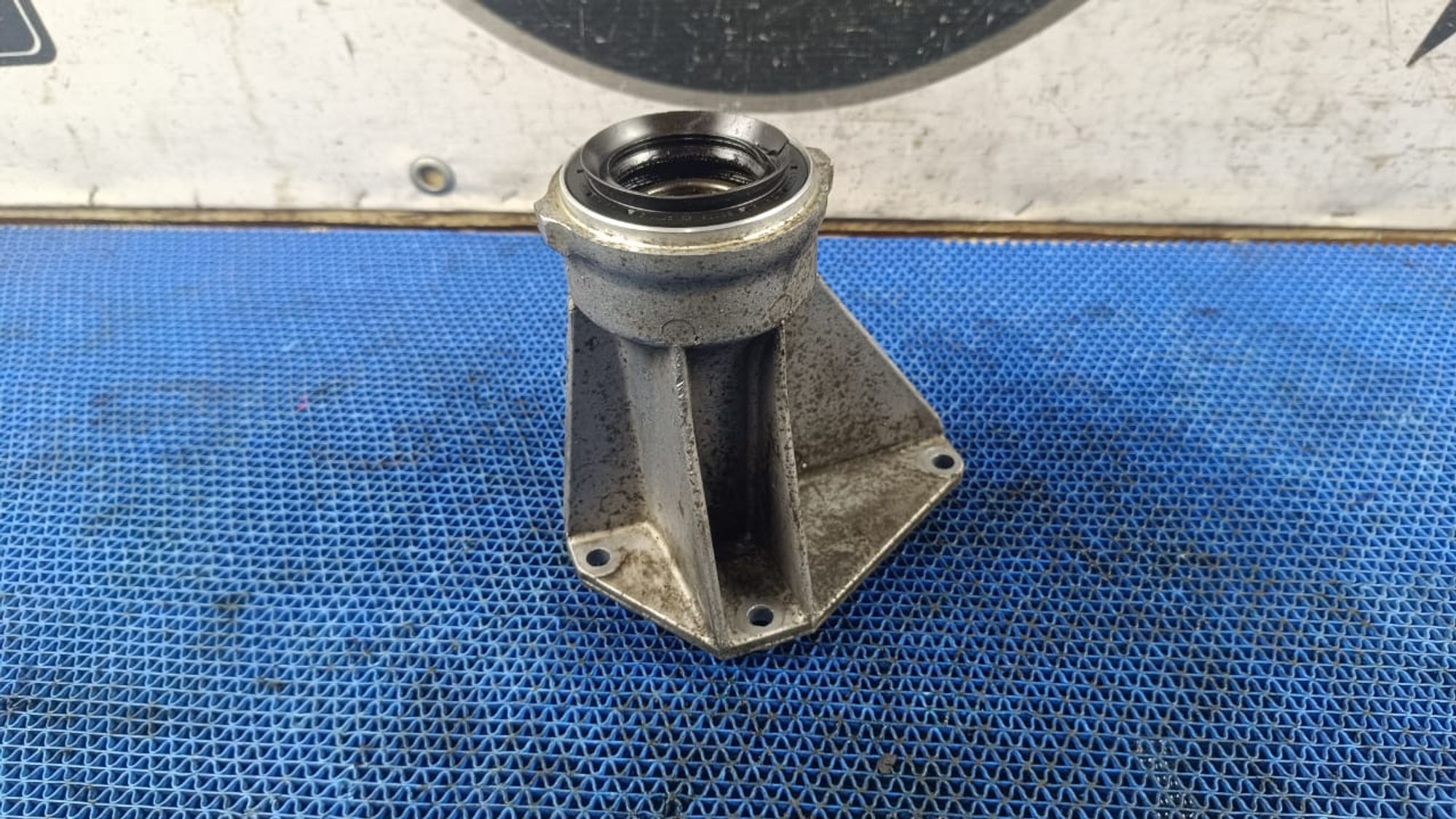 https://gcs.partsauto.market/rn-stockpro.appspot.com/thmbs/userImages/72ad5fba4727bffbc6ea9a8c61494201/part/54fea80b-eded-480f-8d30-8354afa8e5c1_1733756577159.jpg