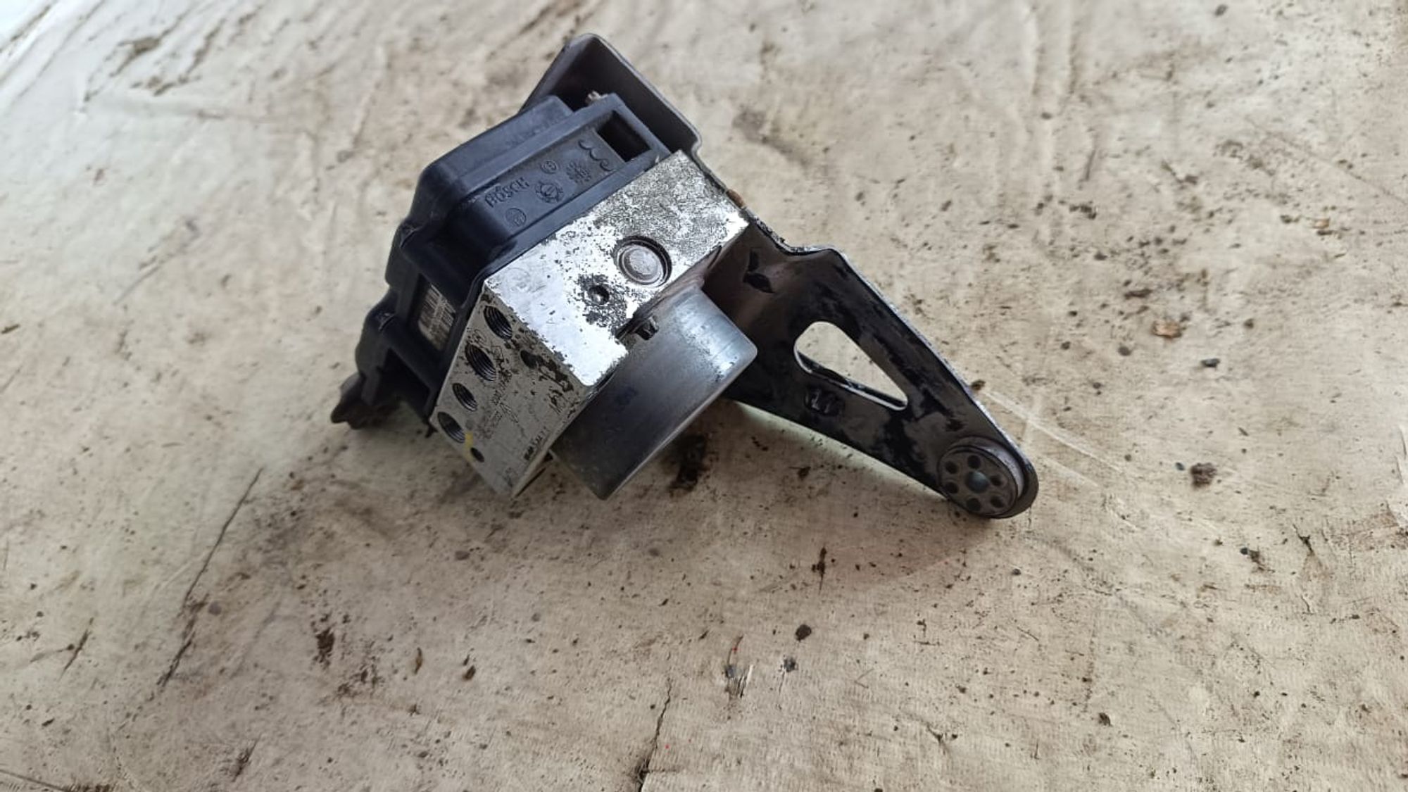 https://gcs.partsauto.market/rn-stockpro.appspot.com/thmbs/userImages/72ad5fba4727bffbc6ea9a8c61494201/part/5807f83b-cf61-4c24-bec0-9f26ed0df455_1742926138511.jpg