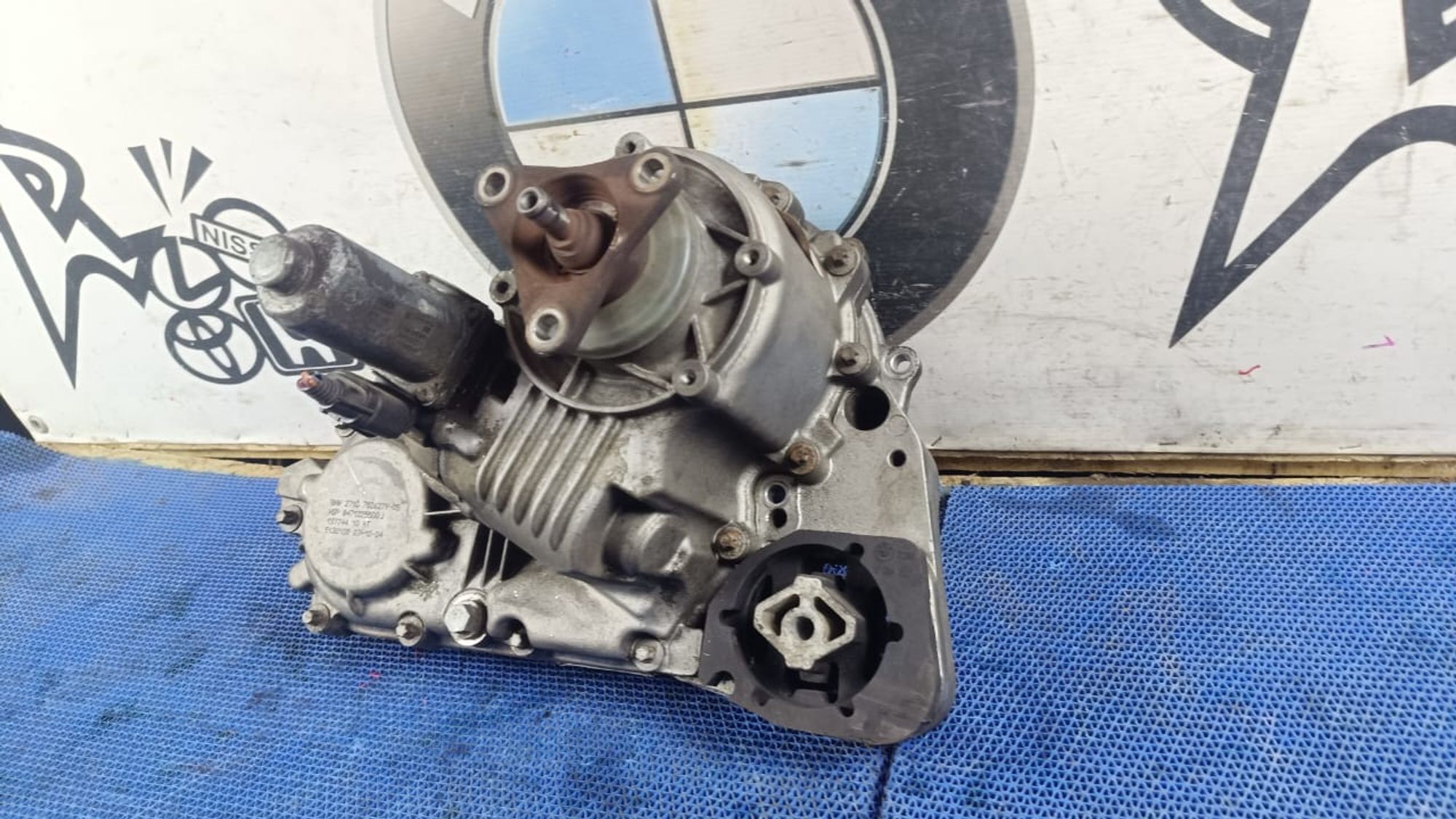 https://gcs.partsauto.market/rn-stockpro.appspot.com/thmbs/userImages/72ad5fba4727bffbc6ea9a8c61494201/part/5de8bd61-84e3-4b80-978f-0f9071791d37_1745150967547.jpg