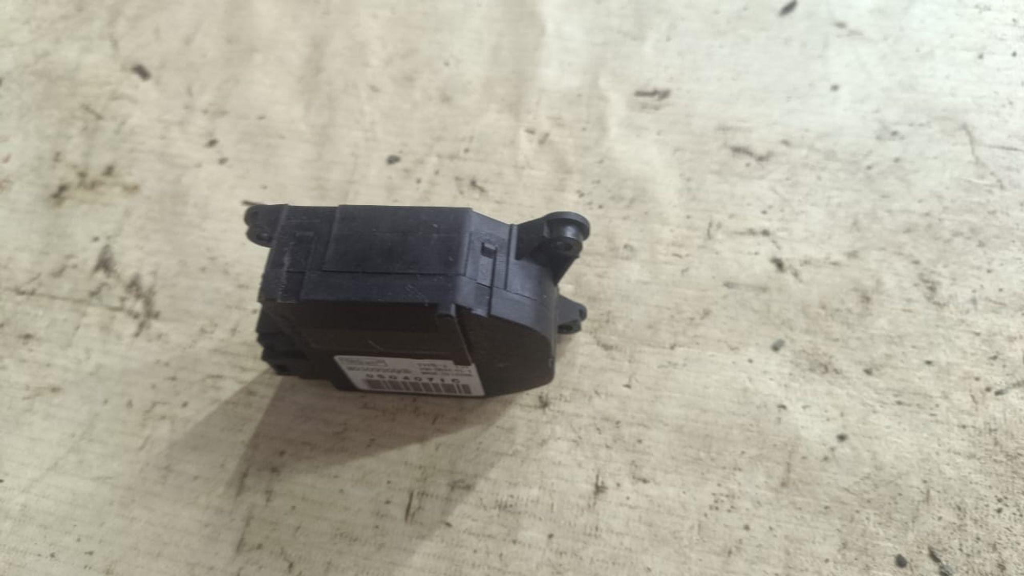 https://gcs.partsauto.market/rn-stockpro.appspot.com/thmbs/userImages/72ad5fba4727bffbc6ea9a8c61494201/part/5e77b531-ea03-4778-81bb-ebc010e351d1_1742928440727.jpg