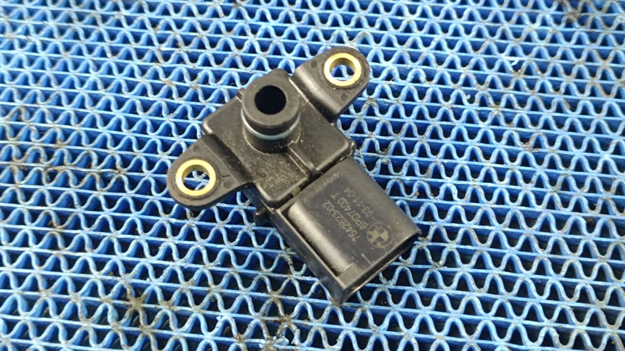 https://gcs.partsauto.market/rn-stockpro.appspot.com/thmbs/userImages/72ad5fba4727bffbc6ea9a8c61494201/part/60ffe0ef-dda4-4ba6-a559-f839114c3fc8_1733486212394.jpg