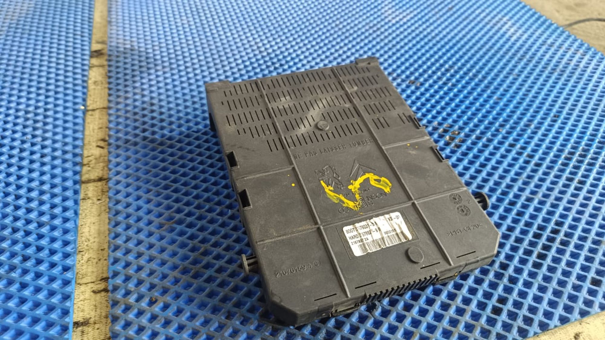 https://gcs.partsauto.market/rn-stockpro.appspot.com/thmbs/userImages/72ad5fba4727bffbc6ea9a8c61494201/part/62e7f82e-f9b7-468c-b4af-ee5192f3e3f7_1747037508923.jpg