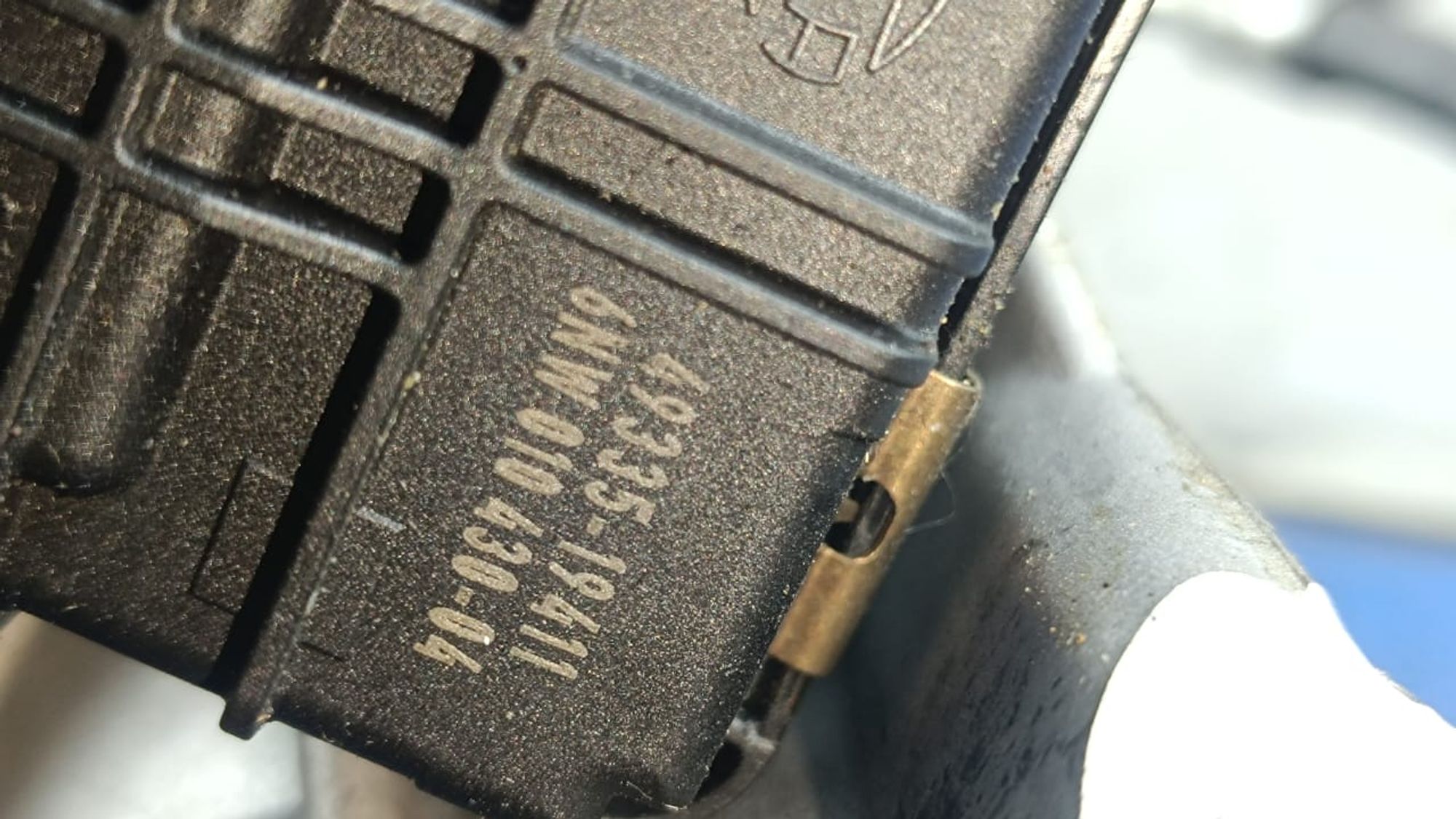 https://gcs.partsauto.market/rn-stockpro.appspot.com/thmbs/userImages/72ad5fba4727bffbc6ea9a8c61494201/part/666c0fba-651d-433d-8a17-0a1976ce9b28_1747303657675.jpg