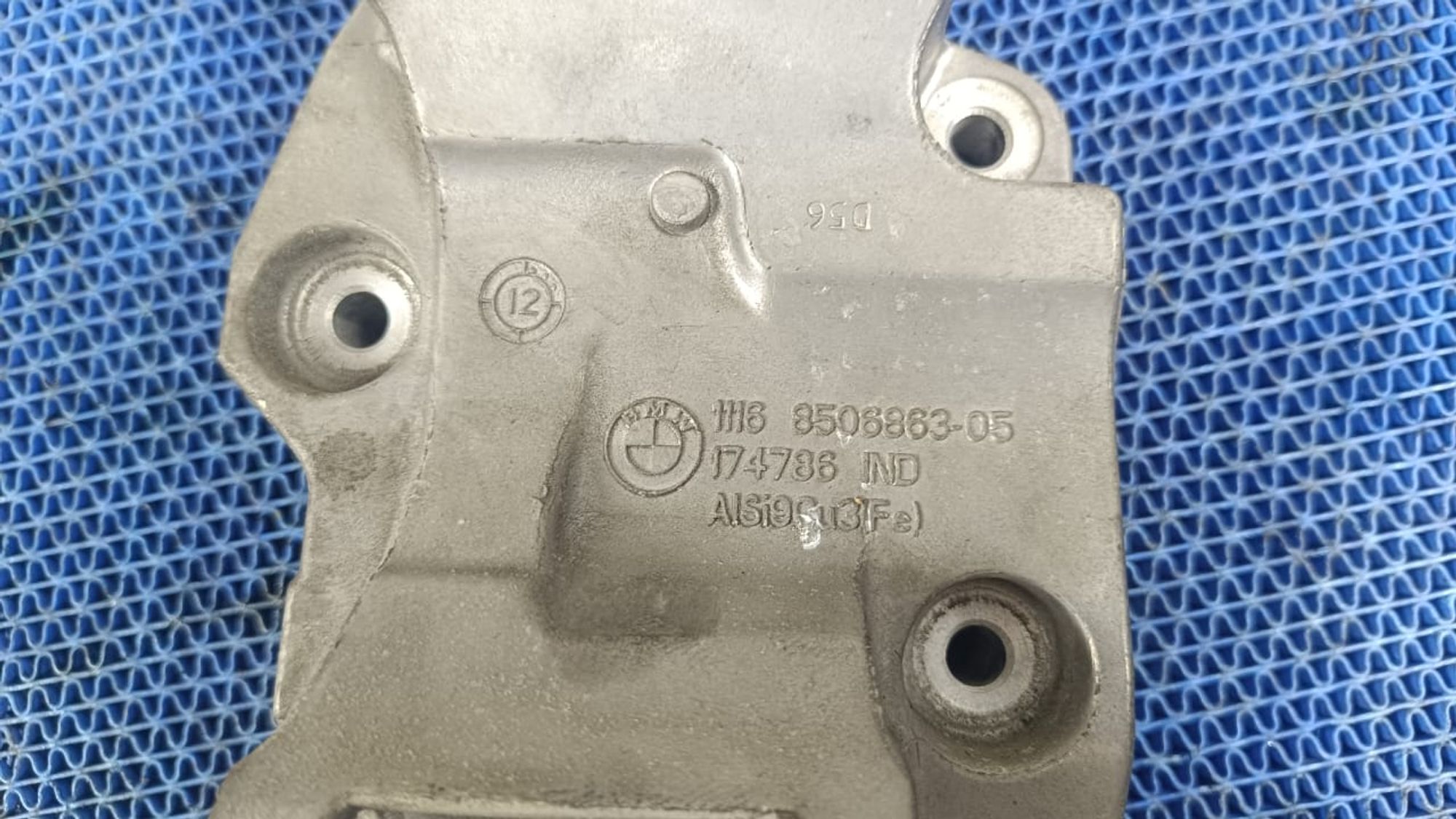 https://gcs.partsauto.market/rn-stockpro.appspot.com/thmbs/userImages/72ad5fba4727bffbc6ea9a8c61494201/part/6bc05aea-0d53-4b6c-975e-ab54965f6895_1747908245262.jpg