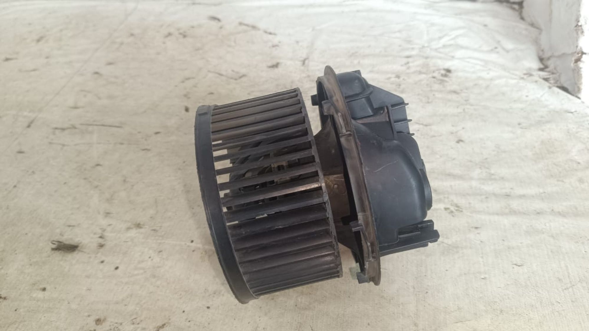 https://gcs.partsauto.market/rn-stockpro.appspot.com/thmbs/userImages/72ad5fba4727bffbc6ea9a8c61494201/part/6c3ed5af-c5f2-41fd-8d42-487e952b61a1_1742926443633.jpg