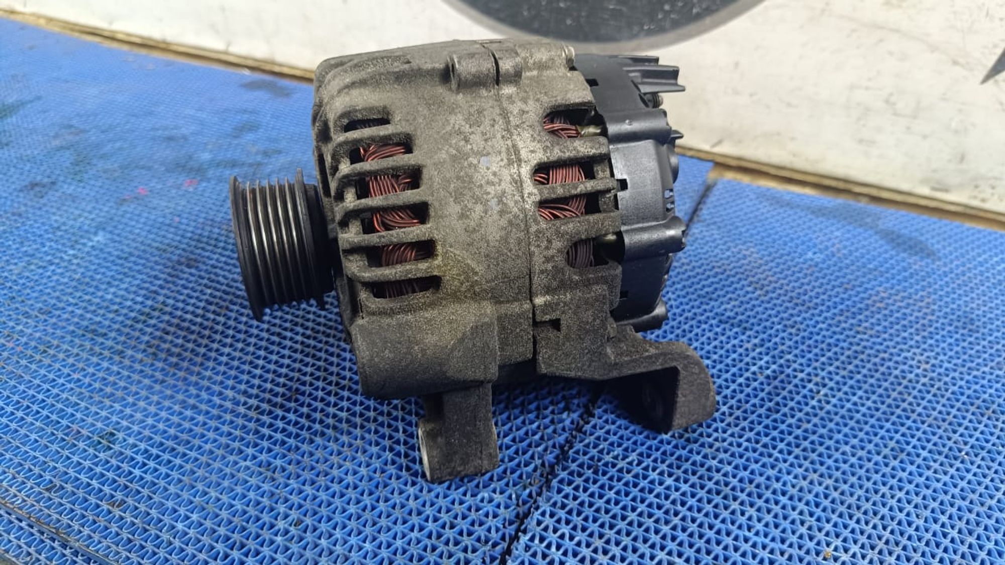 https://gcs.partsauto.market/rn-stockpro.appspot.com/thmbs/userImages/72ad5fba4727bffbc6ea9a8c61494201/part/73cfdb3e-d149-4852-8a3b-0a26311881a6_1745229276522.jpg
