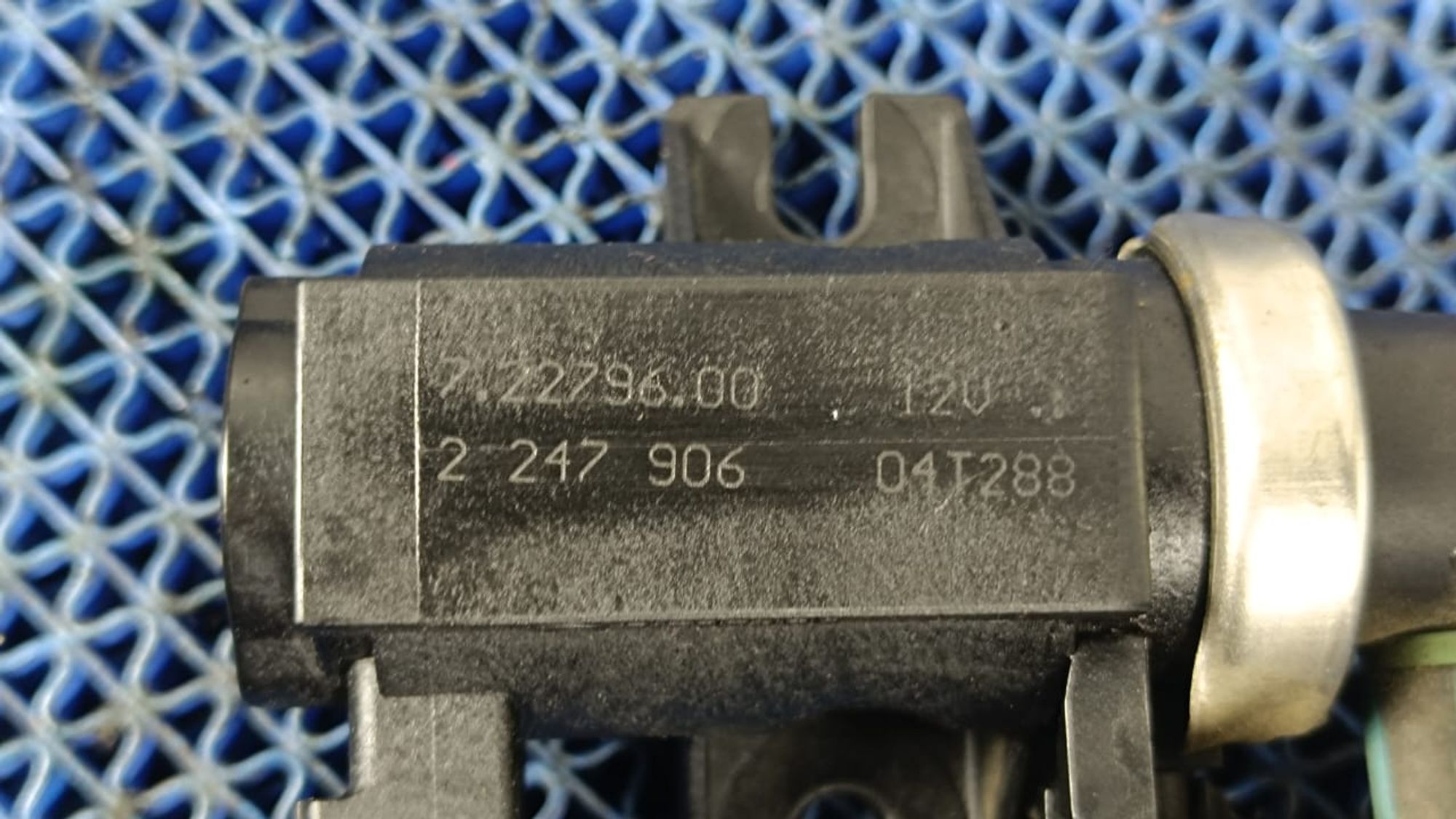 https://gcs.partsauto.market/rn-stockpro.appspot.com/thmbs/userImages/72ad5fba4727bffbc6ea9a8c61494201/part/75ed4099-789a-42df-be3c-aa5c6725d771_1745335303722.jpg