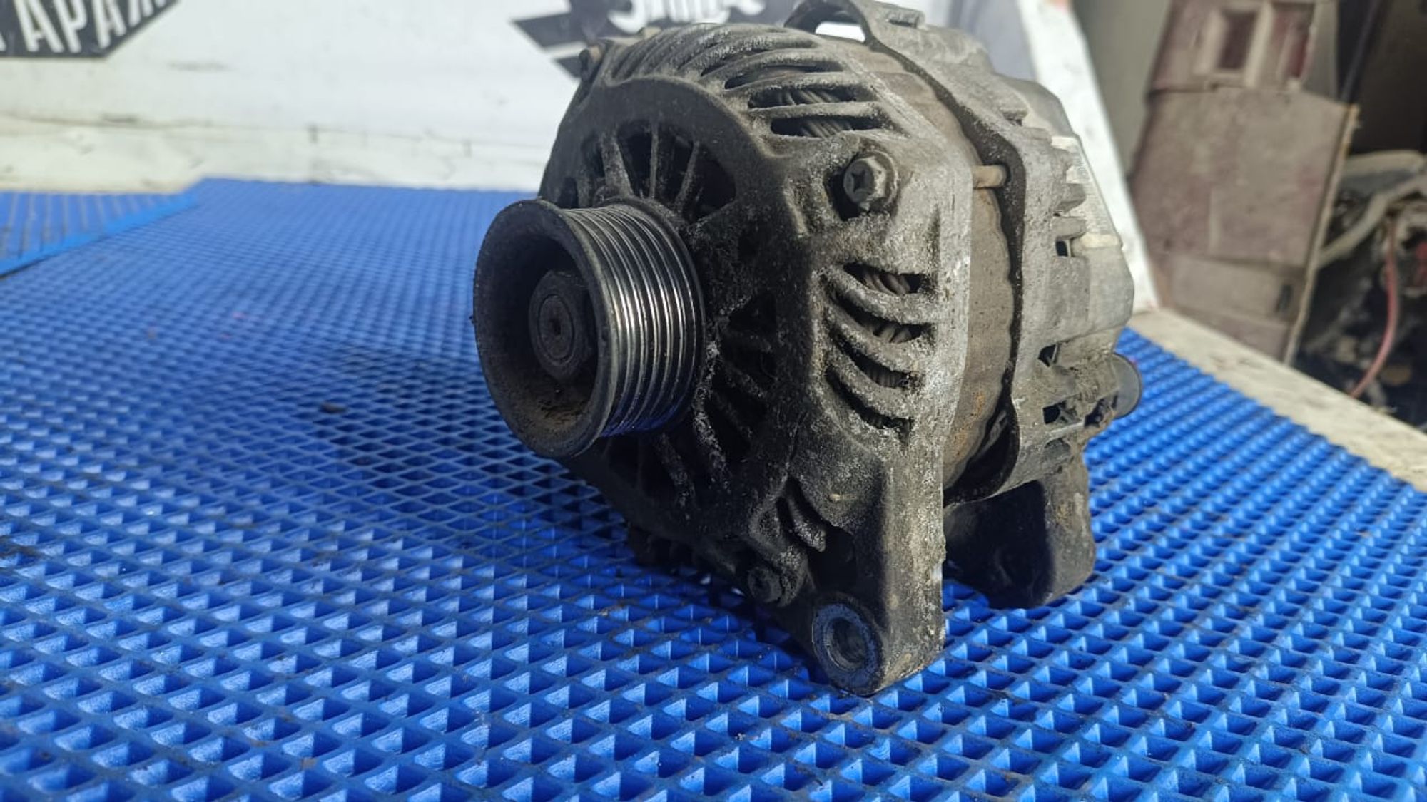 https://gcs.partsauto.market/rn-stockpro.appspot.com/thmbs/userImages/72ad5fba4727bffbc6ea9a8c61494201/part/7734628e-a848-46ff-a19a-7db0795d95dd_1744463447050.jpg