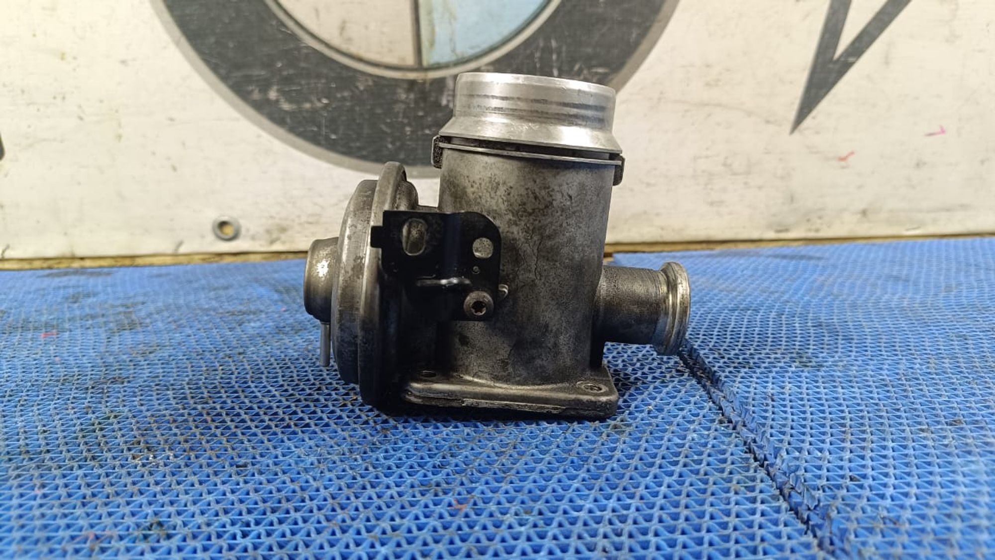 https://gcs.partsauto.market/rn-stockpro.appspot.com/thmbs/userImages/72ad5fba4727bffbc6ea9a8c61494201/part/78d7b021-06dd-435c-be06-1acbfa225de5_1745229700589.jpg