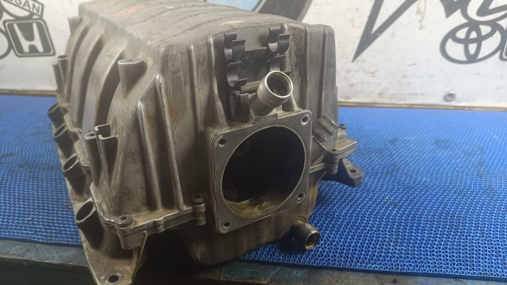 https://gcs.partsauto.market/rn-stockpro.appspot.com/thmbs/userImages/72ad5fba4727bffbc6ea9a8c61494201/part/78e580e0-d5c0-4162-8635-07df33691b2c_1733748926683.jpg