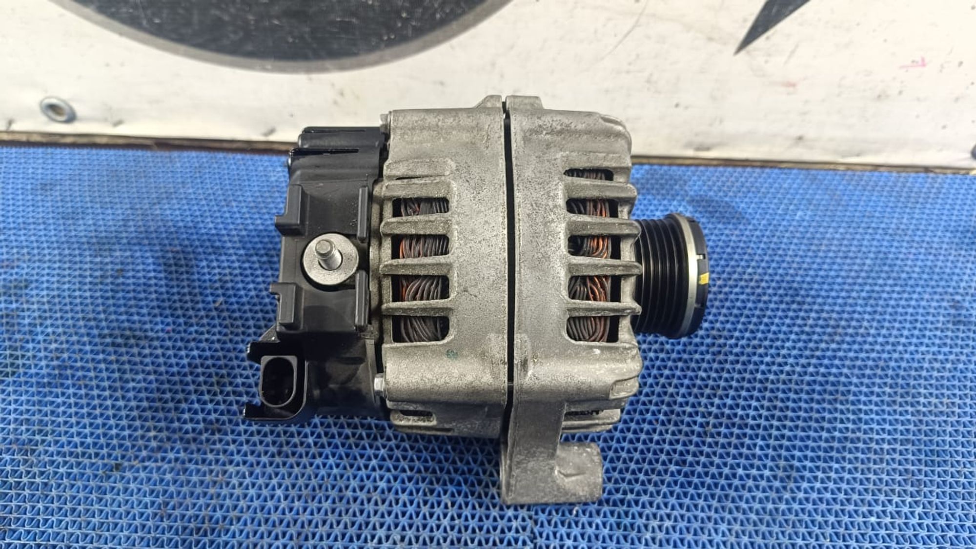 https://gcs.partsauto.market/rn-stockpro.appspot.com/thmbs/userImages/72ad5fba4727bffbc6ea9a8c61494201/part/78f7437f-5c41-40fe-baae-3d7abdb0f8aa_1747233484589.jpg