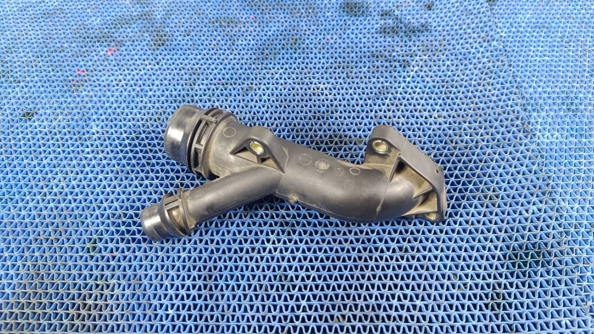 https://gcs.partsauto.market/rn-stockpro.appspot.com/thmbs/userImages/72ad5fba4727bffbc6ea9a8c61494201/part/7ab40e31-9d5d-49d9-9557-4133b2f2d4db_1745868701139.jpg