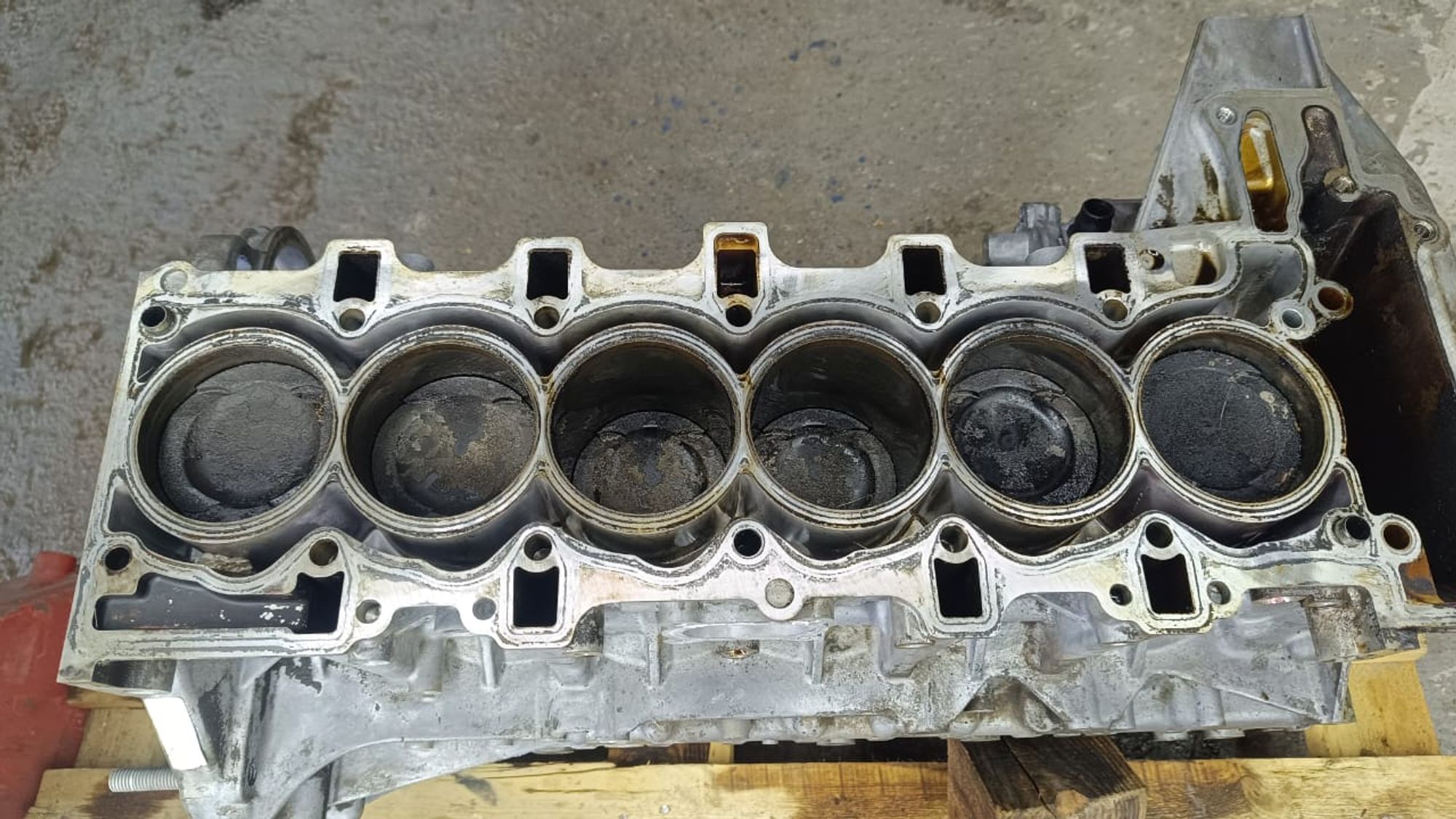 https://gcs.partsauto.market/rn-stockpro.appspot.com/thmbs/userImages/72ad5fba4727bffbc6ea9a8c61494201/part/7c063040-9d58-4fa0-ad57-3e3c6bc5c729_1745242607794.jpg