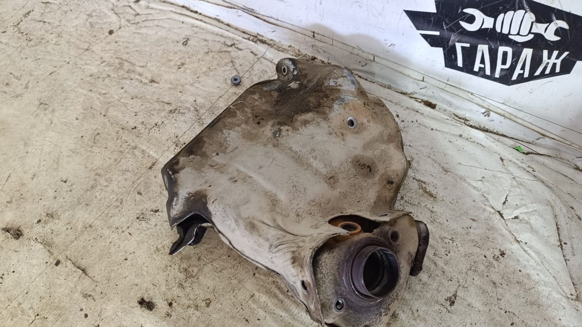 https://gcs.partsauto.market/rn-stockpro.appspot.com/thmbs/userImages/72ad5fba4727bffbc6ea9a8c61494201/part/7c31de4f-631b-492c-aafd-9068cfcdc84e_1742926171468.jpg