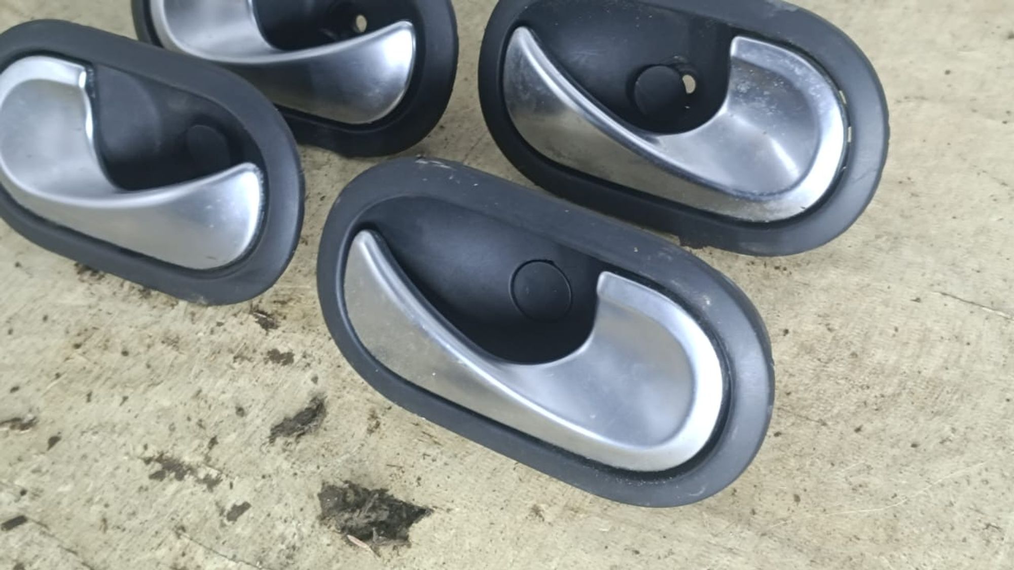 https://gcs.partsauto.market/rn-stockpro.appspot.com/thmbs/userImages/72ad5fba4727bffbc6ea9a8c61494201/part/7fac6b00-9884-41e5-bb19-6a7638a0f04c_1741445363120.jpg