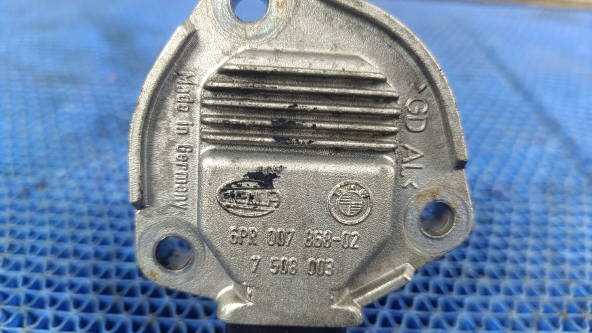 https://gcs.partsauto.market/rn-stockpro.appspot.com/thmbs/userImages/72ad5fba4727bffbc6ea9a8c61494201/part/8818dbb8-61af-4d32-af66-25e02096515b_1745229138320.jpg
