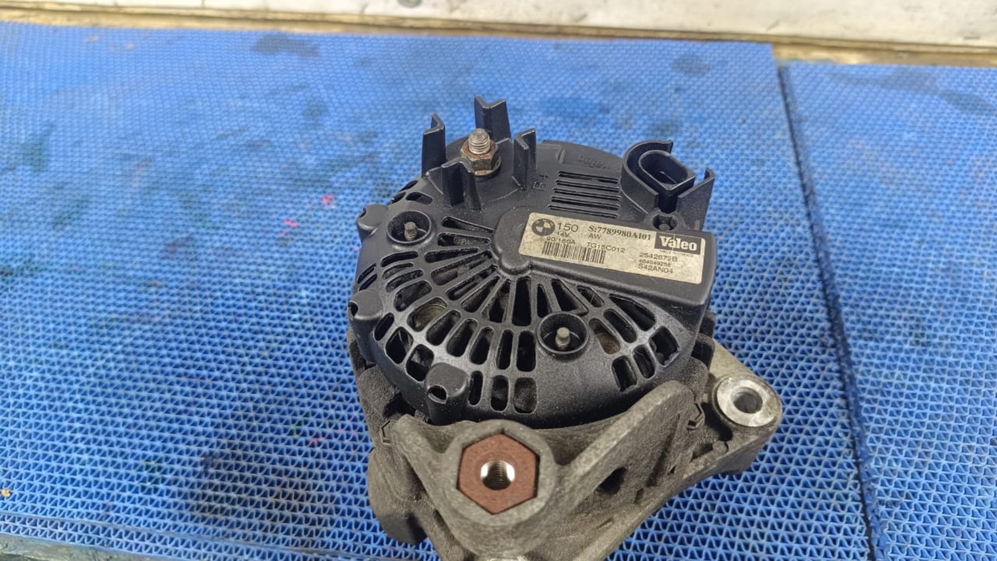 https://gcs.partsauto.market/rn-stockpro.appspot.com/thmbs/userImages/72ad5fba4727bffbc6ea9a8c61494201/part/89a4ff70-d760-4b74-bef4-49fd9b00956b_1745229274084.jpg