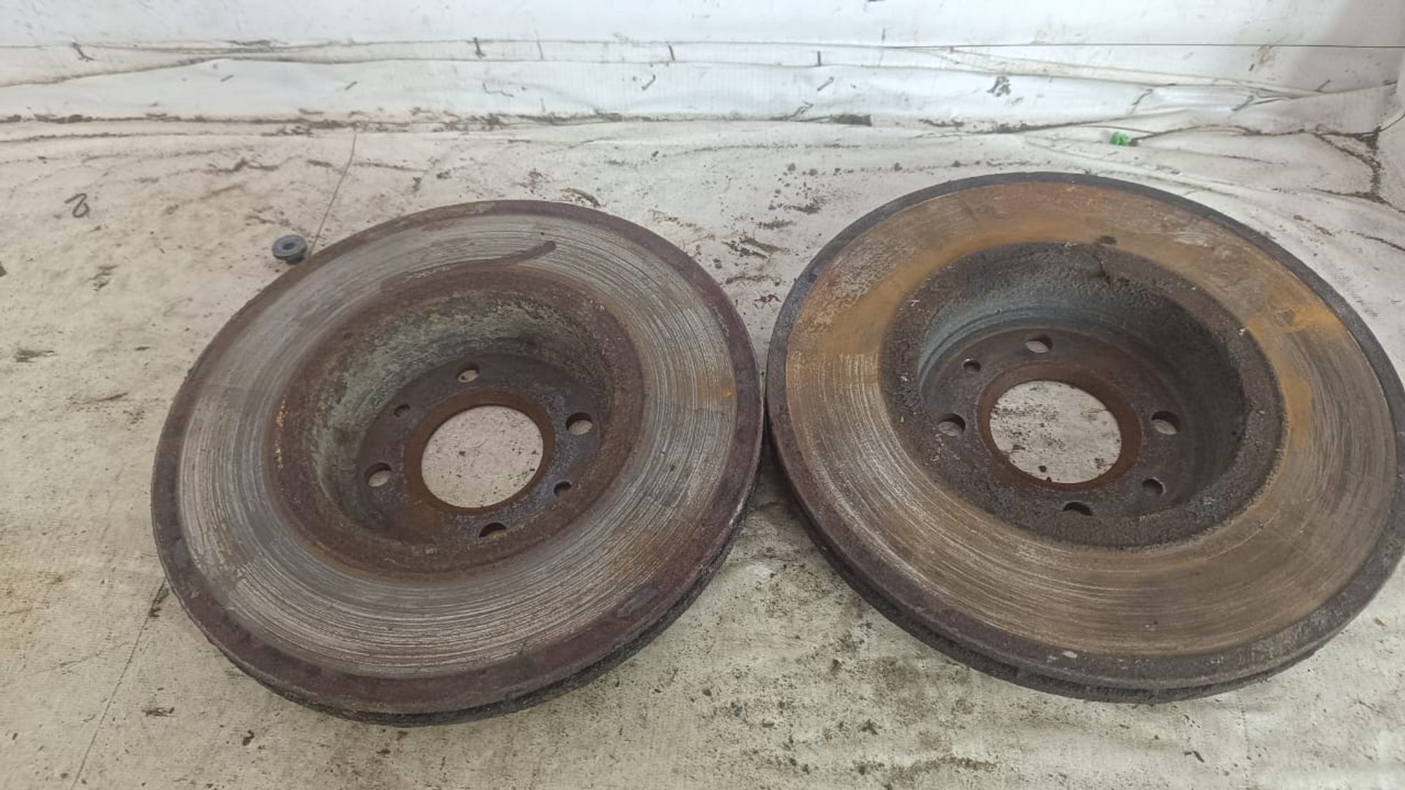 https://gcs.partsauto.market/rn-stockpro.appspot.com/thmbs/userImages/72ad5fba4727bffbc6ea9a8c61494201/part/89c3beee-c775-4784-94a9-d07a7de8e2e4_1742926379528.jpg