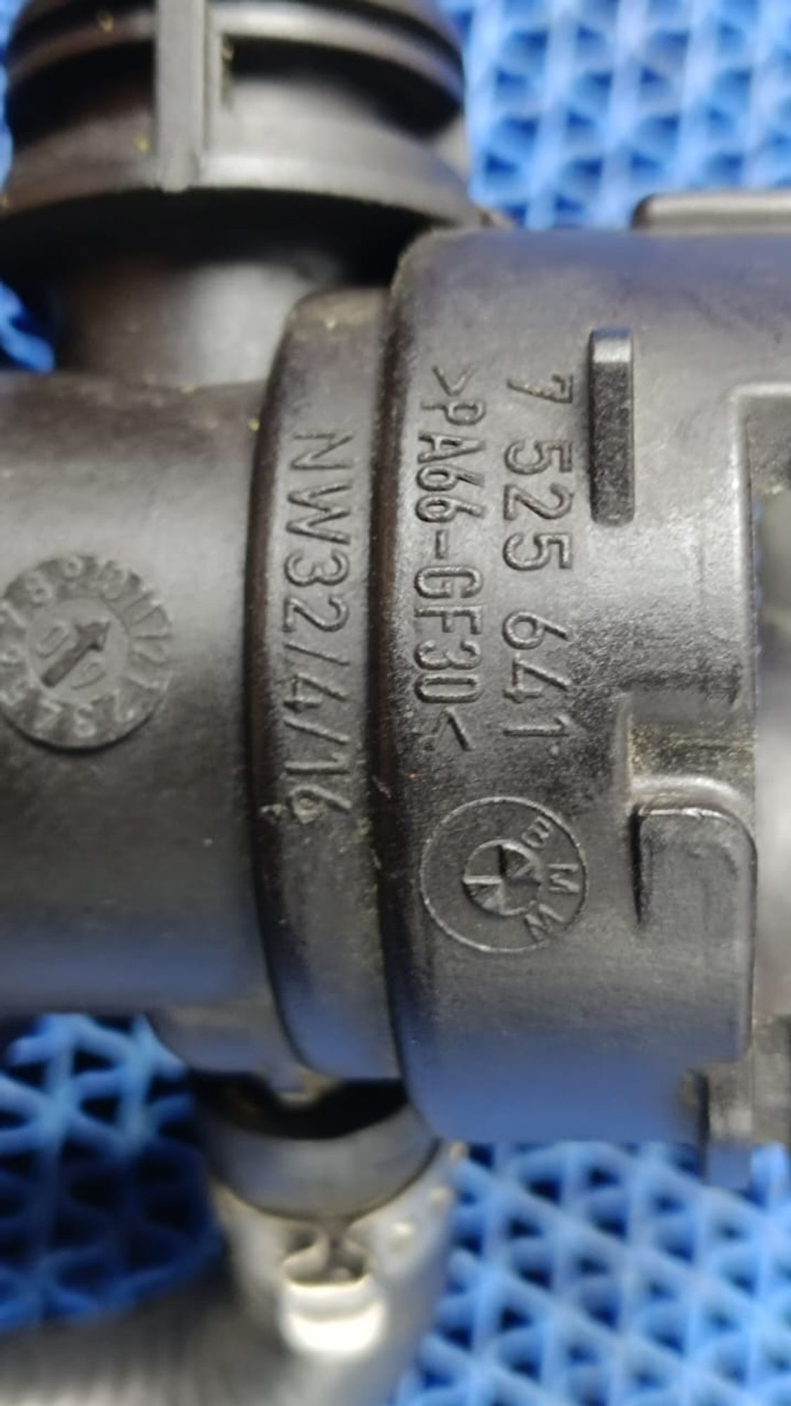 https://gcs.partsauto.market/rn-stockpro.appspot.com/thmbs/userImages/72ad5fba4727bffbc6ea9a8c61494201/part/89d8fd5e-003a-4941-ab98-0c5ca5f21c26_1736853318888.jpg