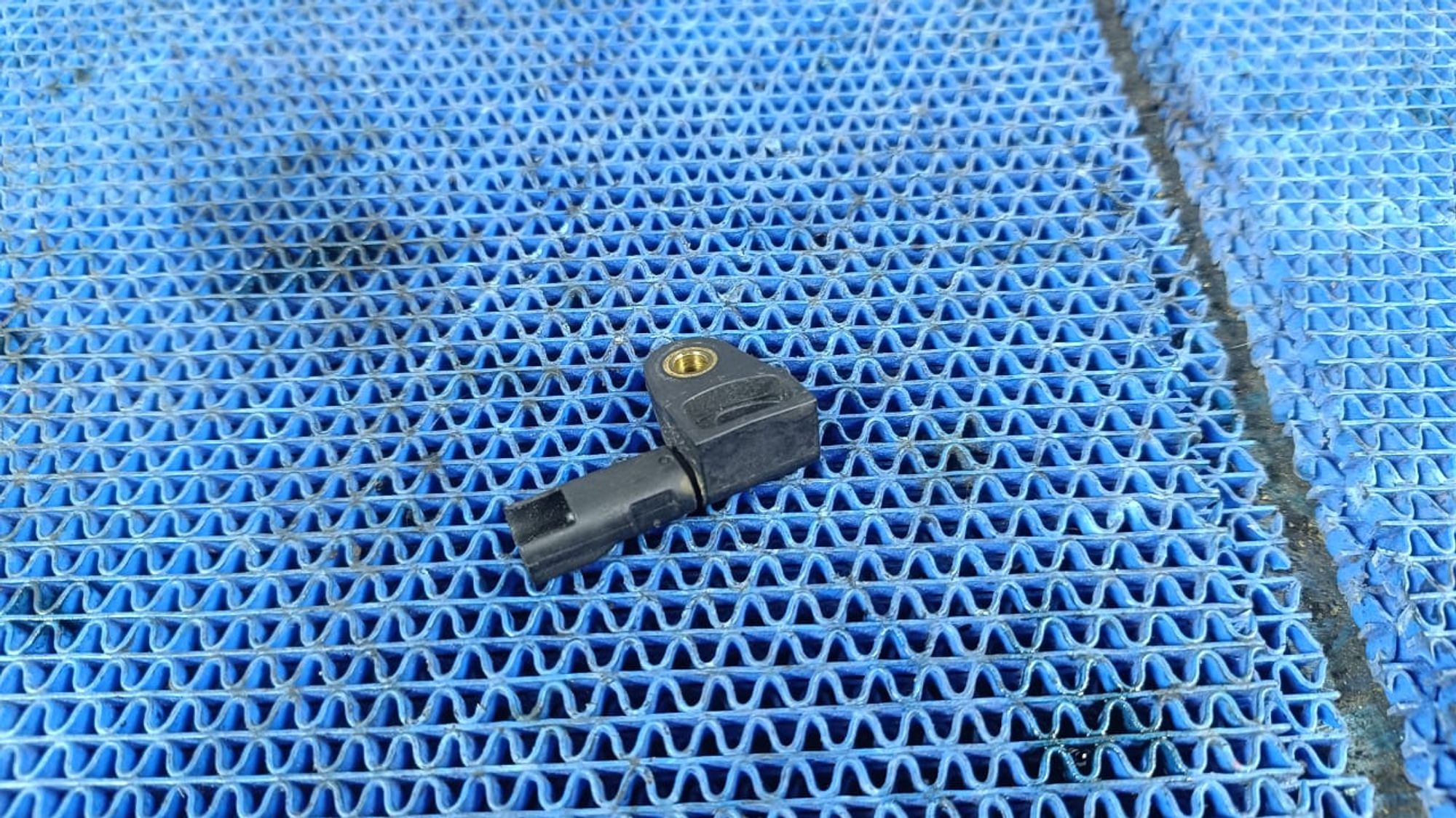 https://gcs.partsauto.market/rn-stockpro.appspot.com/thmbs/userImages/72ad5fba4727bffbc6ea9a8c61494201/part/8da80269-15dc-4deb-b239-08db4d5aeba9_1745393685832.jpg