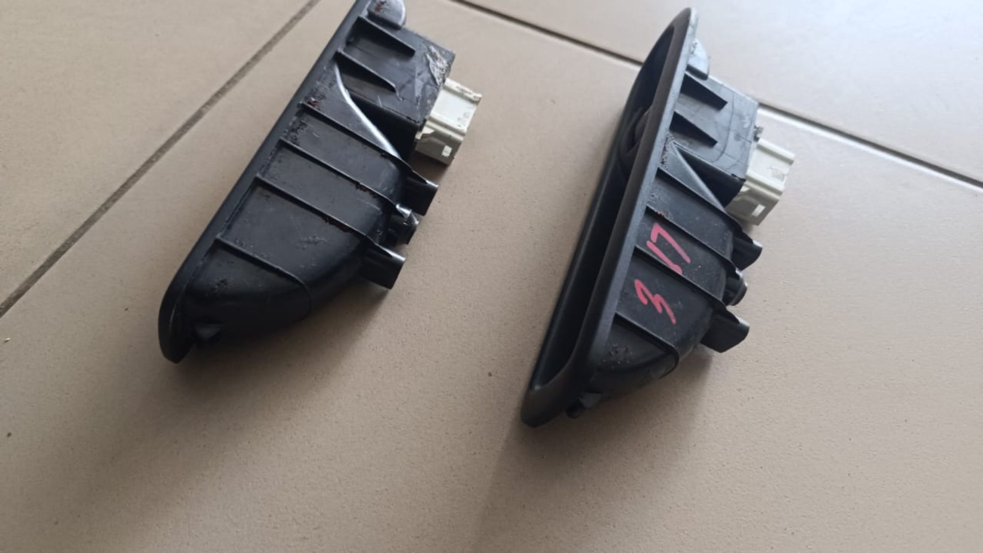 https://gcs.partsauto.market/rn-stockpro.appspot.com/thmbs/userImages/72ad5fba4727bffbc6ea9a8c61494201/part/8db2e16c-992f-41bc-ba6a-a170c4b0c4b8_1746637448591.jpg