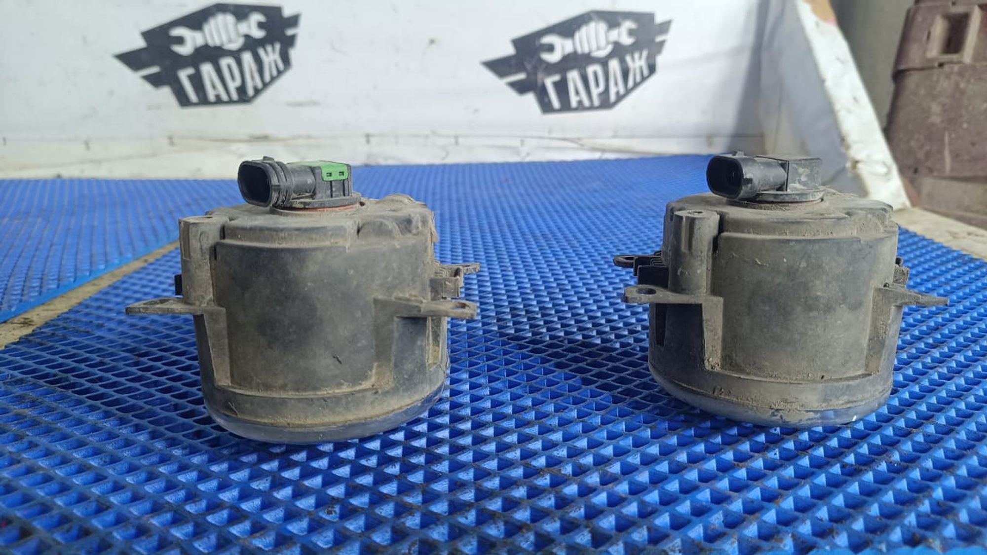 https://gcs.partsauto.market/rn-stockpro.appspot.com/thmbs/userImages/72ad5fba4727bffbc6ea9a8c61494201/part/8e51118c-8cd2-4a3a-97d7-ead67b84cf4e_1744463105107.jpg
