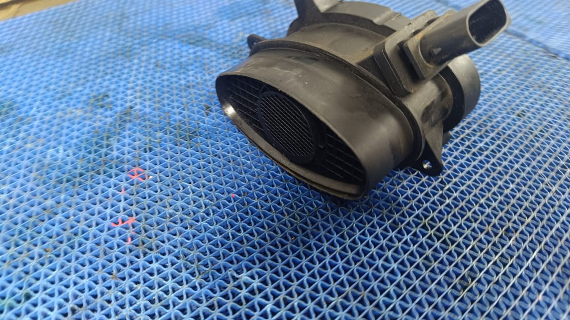 https://gcs.partsauto.market/rn-stockpro.appspot.com/thmbs/userImages/72ad5fba4727bffbc6ea9a8c61494201/part/932ffbab-07eb-430e-9e55-056edf6f70af_1745229077924.jpg