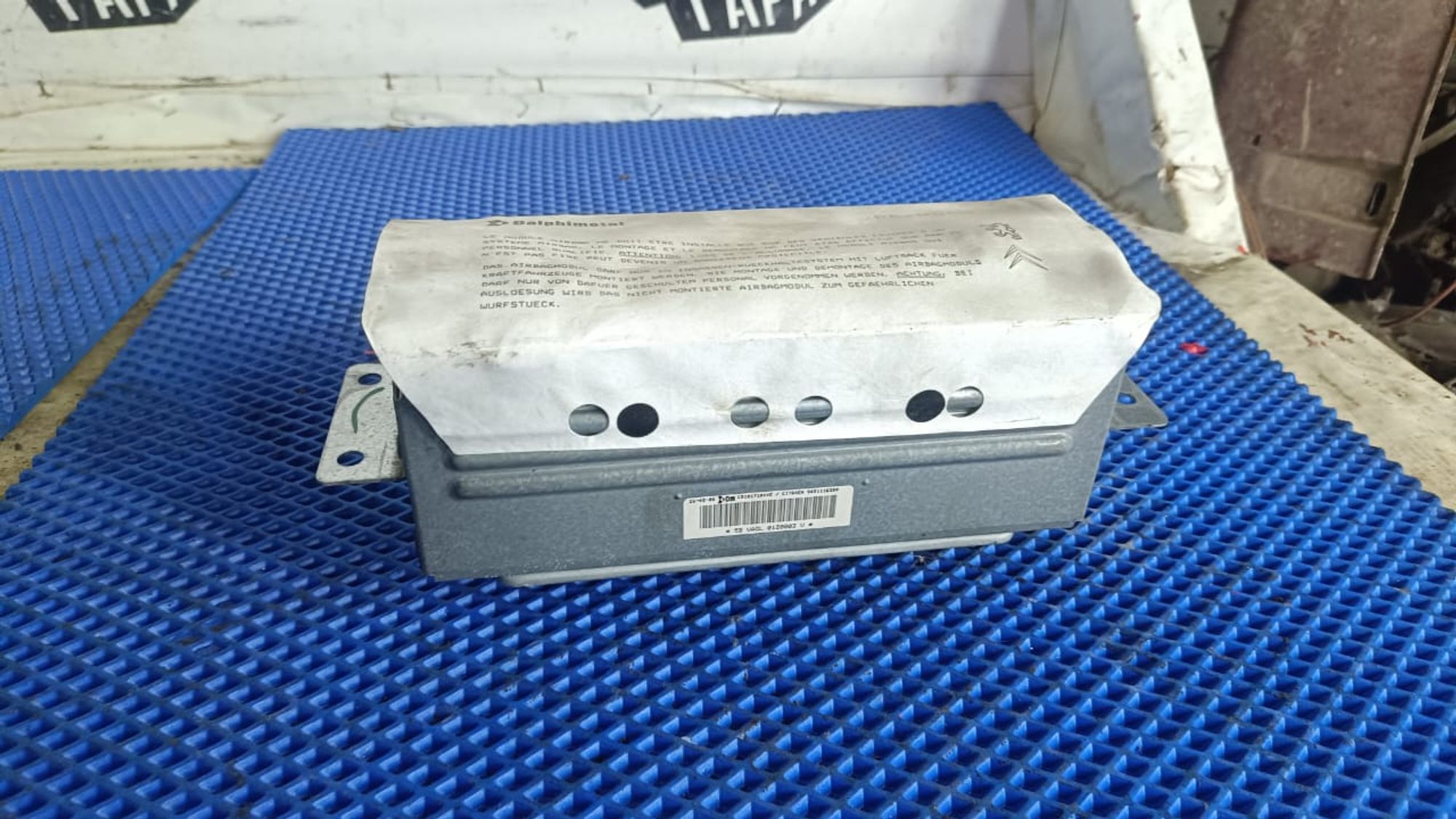 https://gcs.partsauto.market/rn-stockpro.appspot.com/thmbs/userImages/72ad5fba4727bffbc6ea9a8c61494201/part/9551b5d8-0eef-4979-a531-1861cbf0d190_1744463219946.jpg