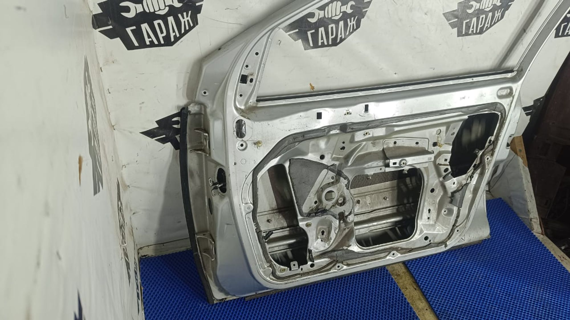https://gcs.partsauto.market/rn-stockpro.appspot.com/thmbs/userImages/72ad5fba4727bffbc6ea9a8c61494201/part/98a5659d-e85d-4d3b-b4d6-05ed3419e77d_1744396651460.jpg