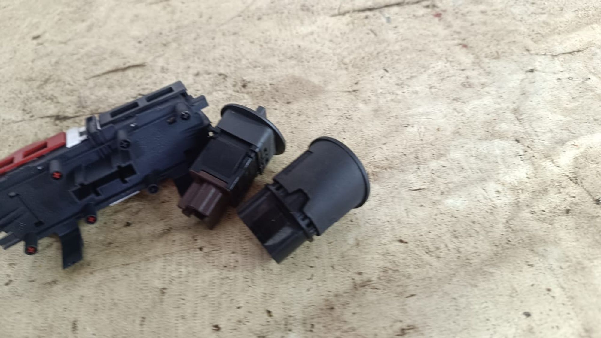 https://gcs.partsauto.market/rn-stockpro.appspot.com/thmbs/userImages/72ad5fba4727bffbc6ea9a8c61494201/part/a1ca96a7-edca-4a90-b181-7ee2d7168eb7_1742043155748.jpg