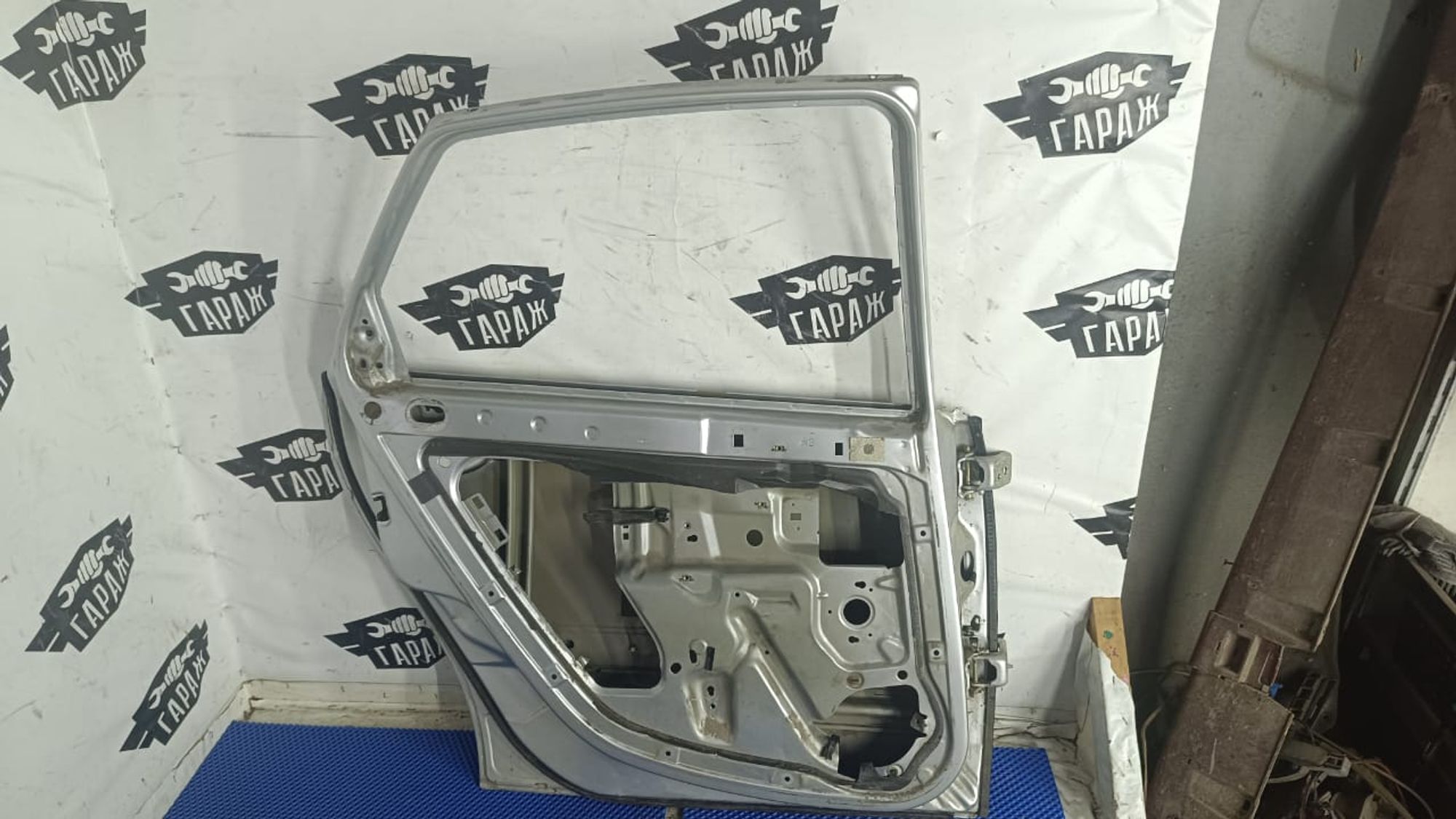 https://gcs.partsauto.market/rn-stockpro.appspot.com/thmbs/userImages/72ad5fba4727bffbc6ea9a8c61494201/part/a558f597-3bcd-4b3c-966f-dd682095f3a8_1744976209138.jpg
