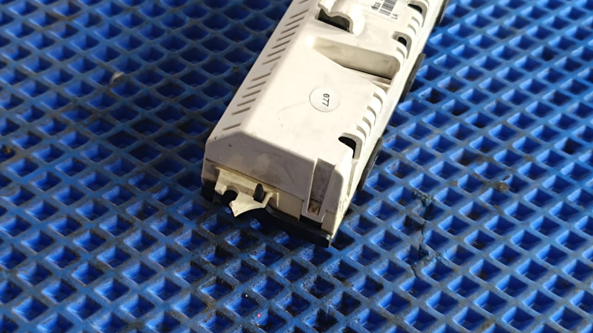 https://gcs.partsauto.market/rn-stockpro.appspot.com/thmbs/userImages/72ad5fba4727bffbc6ea9a8c61494201/part/a800f854-552a-42ee-932d-4e8cdaac5a9c_1747037299085.jpg