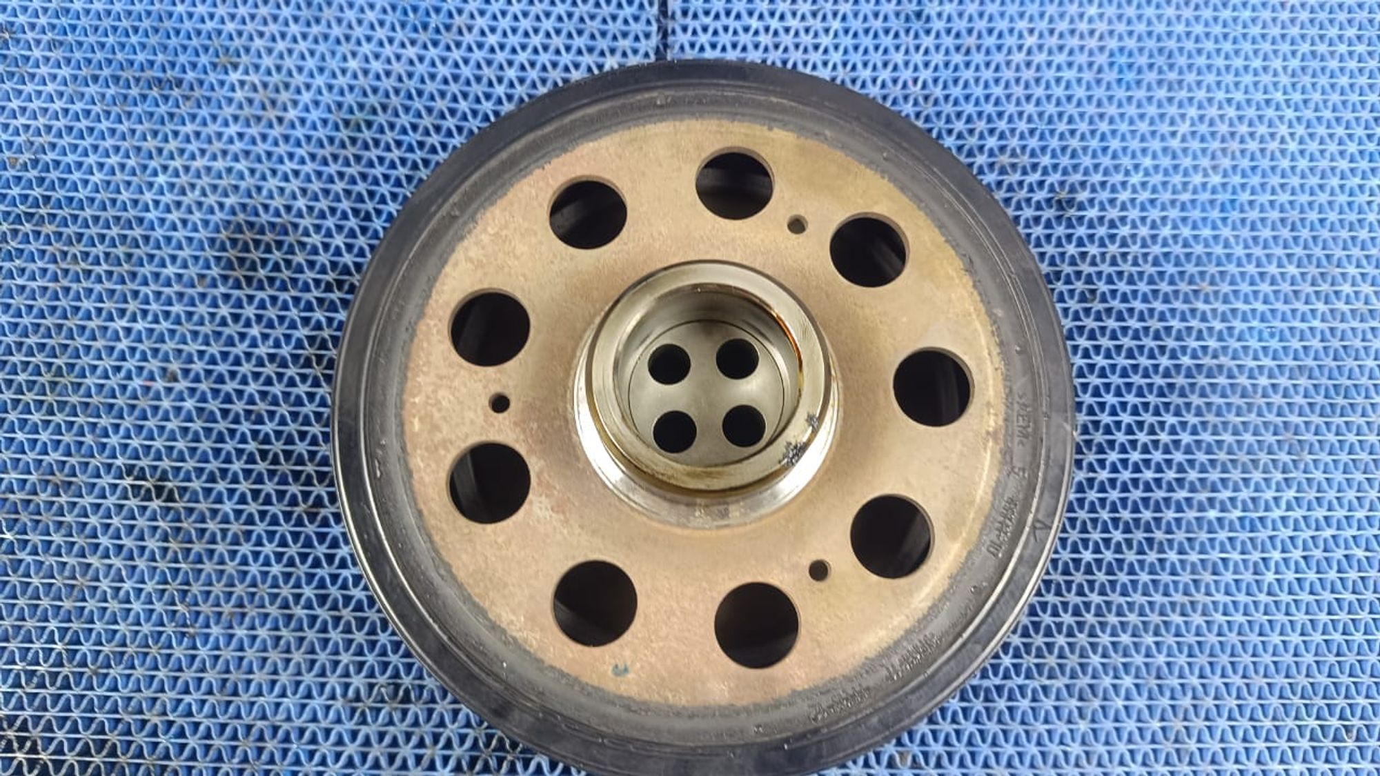 https://gcs.partsauto.market/rn-stockpro.appspot.com/thmbs/userImages/72ad5fba4727bffbc6ea9a8c61494201/part/a8c87e71-74aa-4f43-968e-7387d5df38fa_1747567044557.jpg