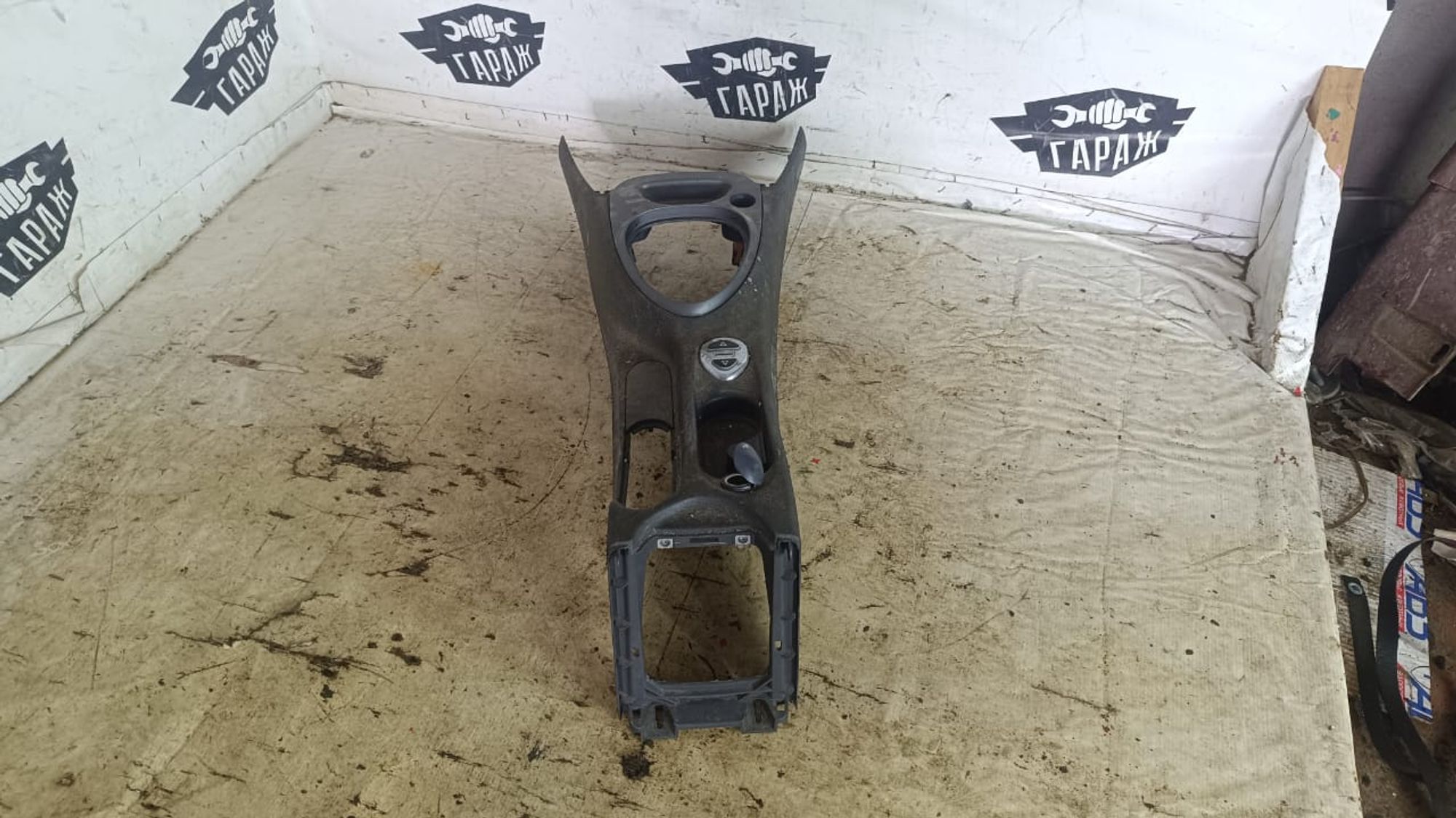 https://gcs.partsauto.market/rn-stockpro.appspot.com/thmbs/userImages/72ad5fba4727bffbc6ea9a8c61494201/part/af9e0750-61b4-4f42-9100-9fdb6b32d117_1746275543175.jpg
