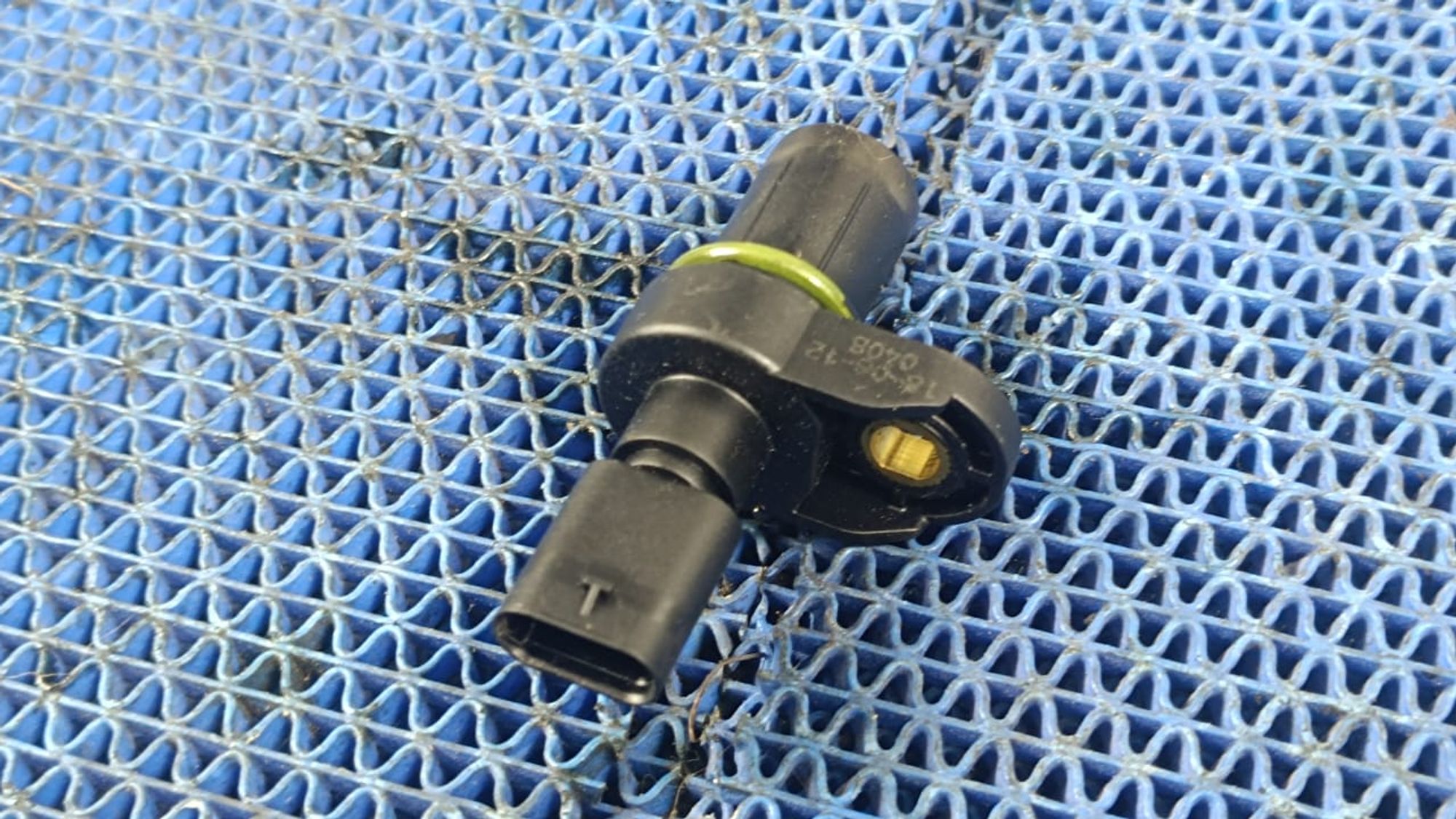 https://gcs.partsauto.market/rn-stockpro.appspot.com/thmbs/userImages/72ad5fba4727bffbc6ea9a8c61494201/part/b35cfcf4-c535-44bc-babf-374f9fa0eac7_1747907448764.jpg