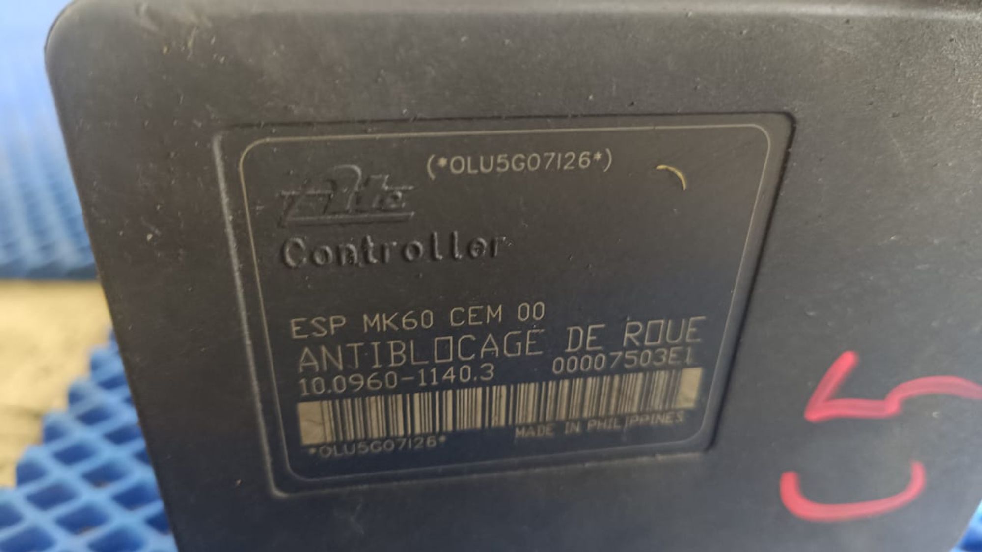 https://gcs.partsauto.market/rn-stockpro.appspot.com/thmbs/userImages/72ad5fba4727bffbc6ea9a8c61494201/part/b49129db-a570-493a-a389-2791a7bc00af_1745567404150.jpg