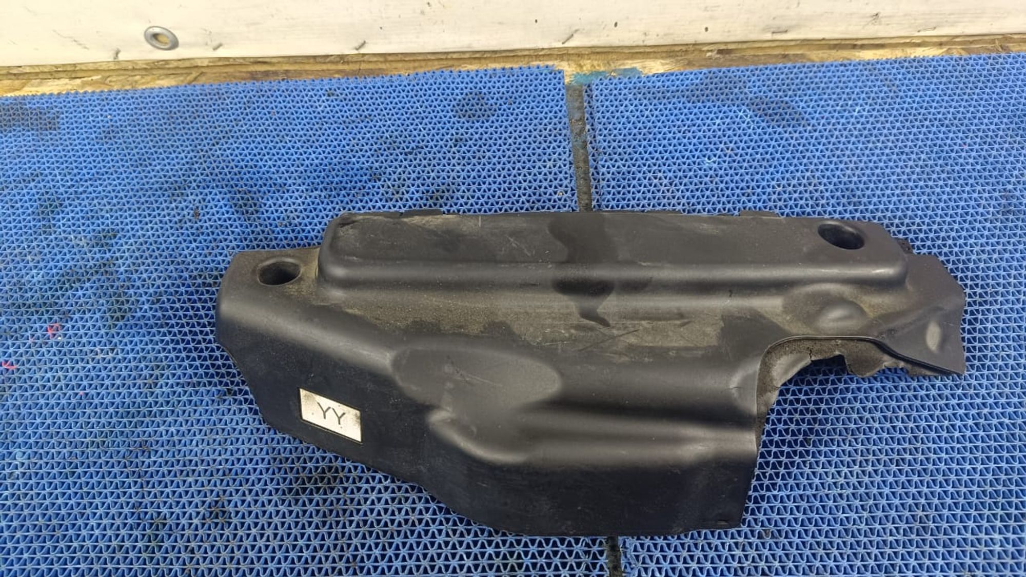 https://gcs.partsauto.market/rn-stockpro.appspot.com/thmbs/userImages/72ad5fba4727bffbc6ea9a8c61494201/part/ba22af0f-81a6-43fb-ba01-b871a91811c0_1745409463437.jpg